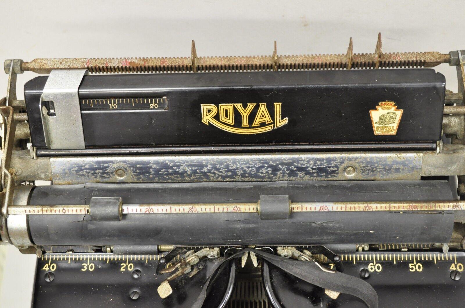 royal manual typewriter