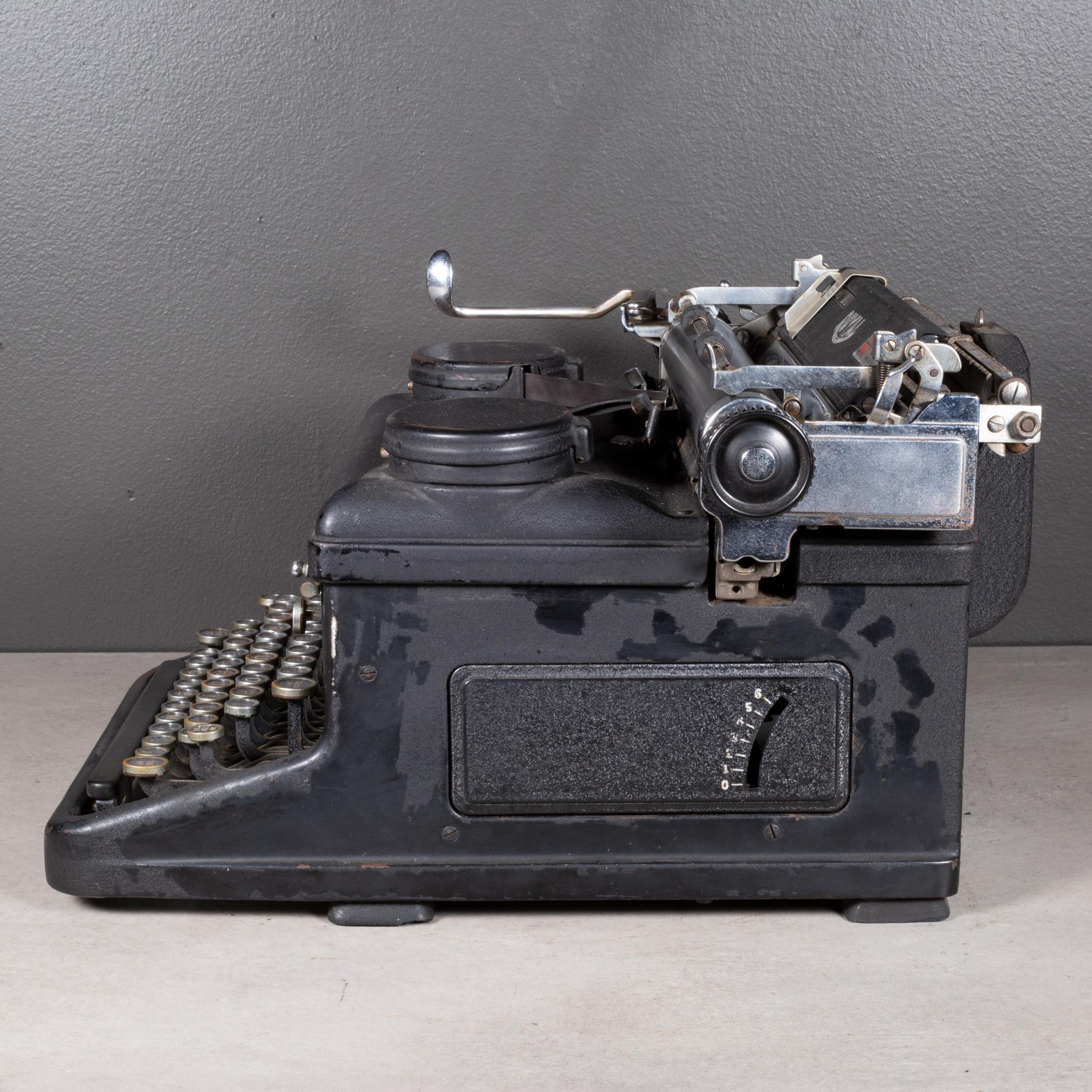 royal antique typewriter