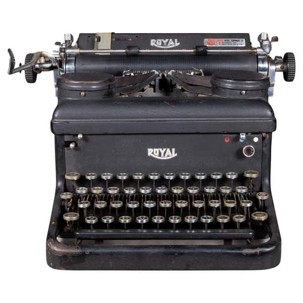 Antique Royal Standard Typewriter c. 1935 For Sale at 1stDibs | vintage ...