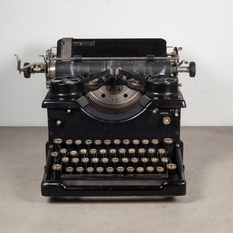 Art Deco Antique Royal Standard Typewriter, circa 1921