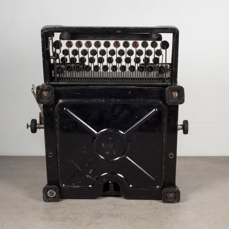 Antique Royal Standard Typewriter, circa 1921 1