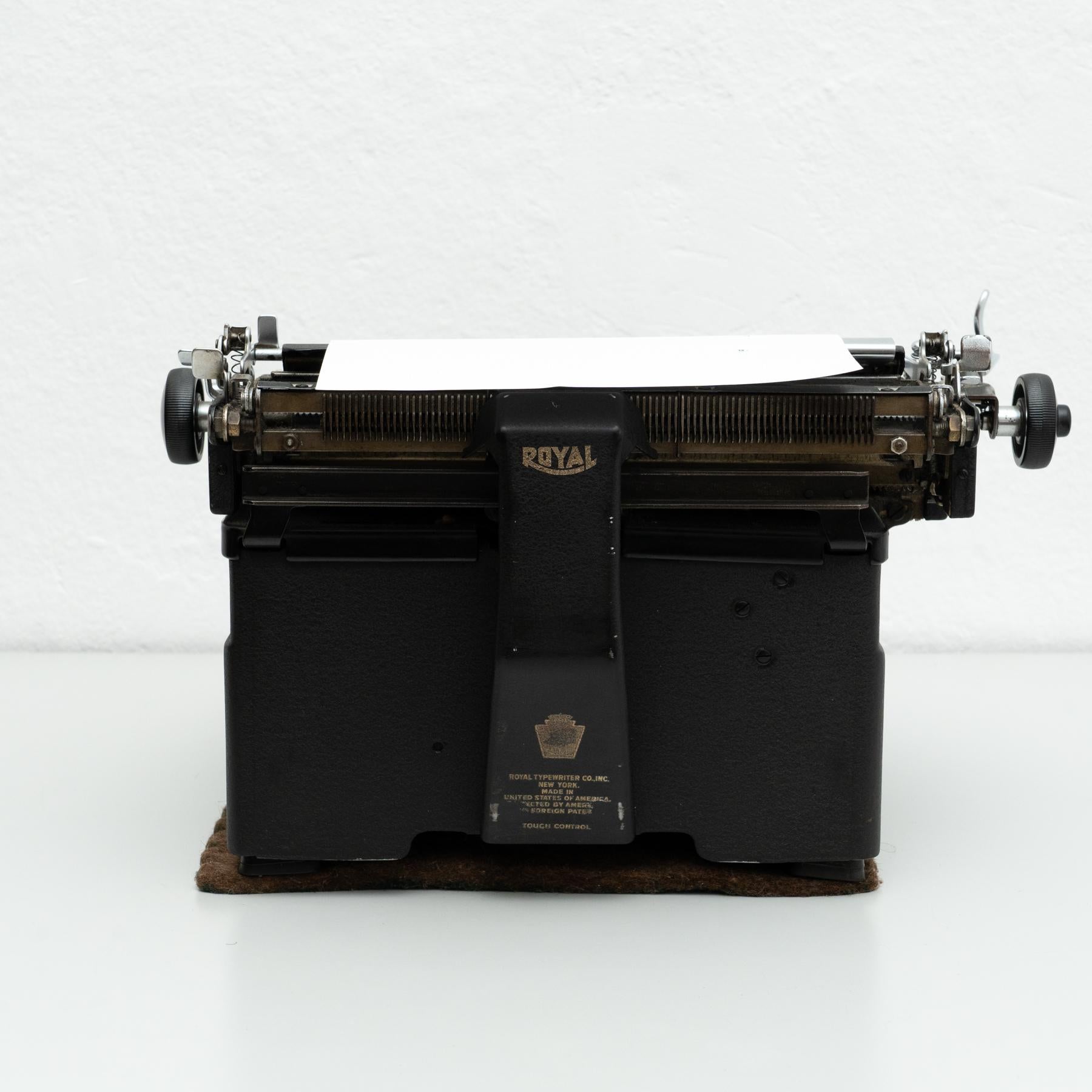 Spanish Antique Royal Typewriter Machine, circa 1920