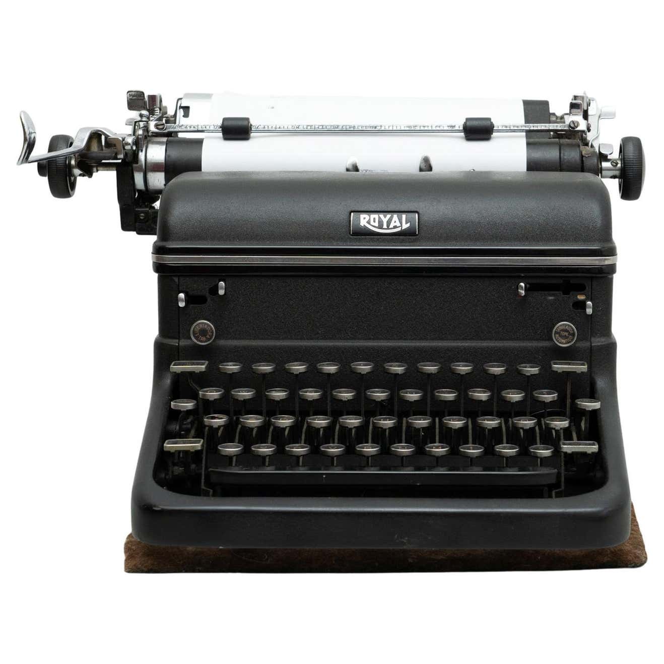 Antique Royal Typewriter Machine, circa 1920 For Sale at 1stDibs