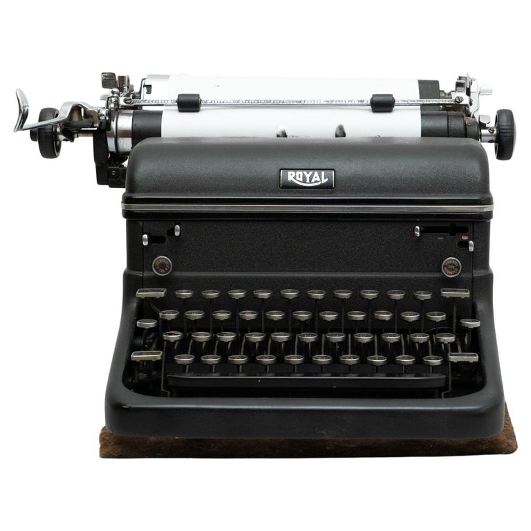 Antique Royal Typewriter Machine, circa 1920 For Sale at 1stDibs