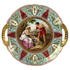Antique chargeur de présentation à double poignée en porcelaine royale de Vienne Cupido & Cephisa, vers 1890