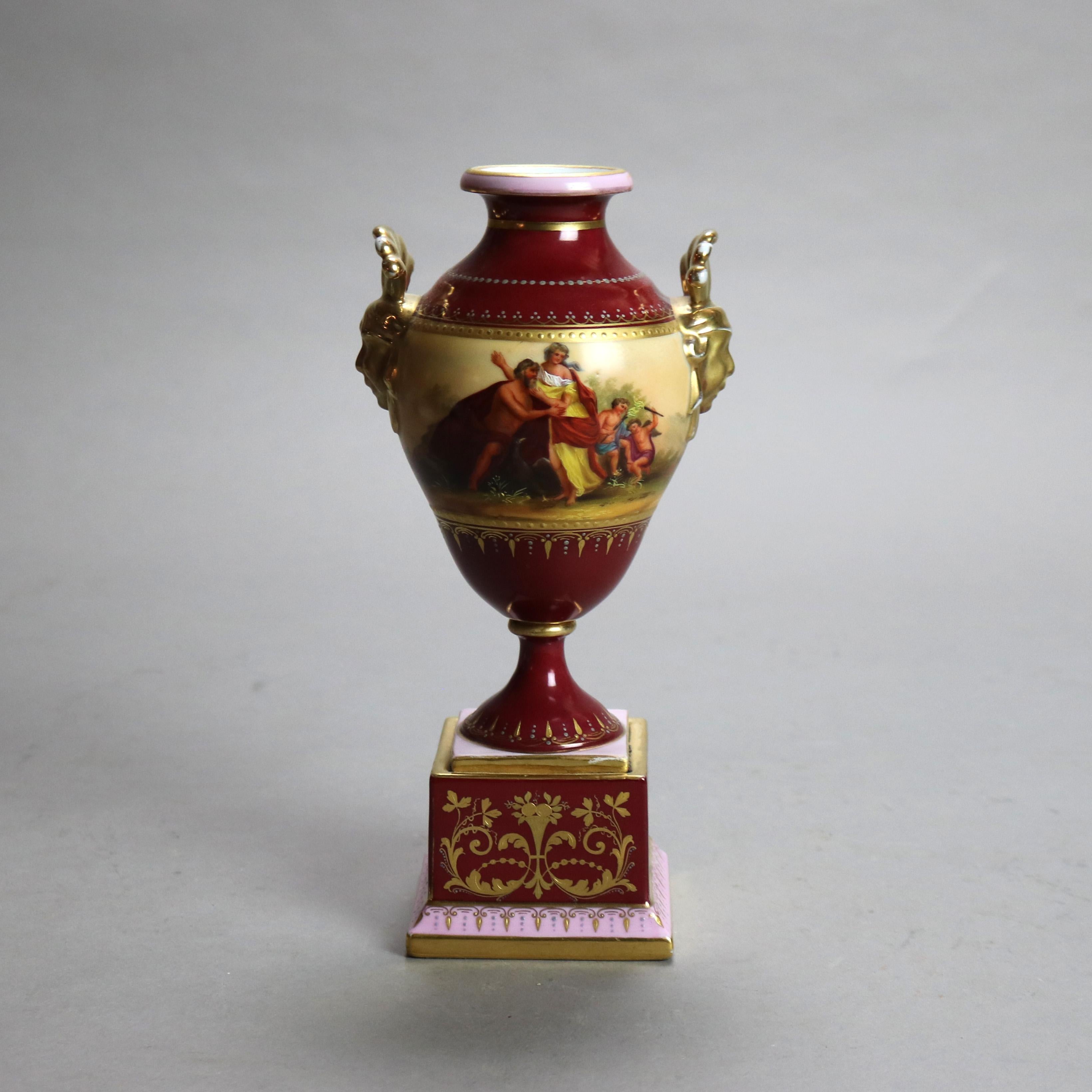 Antigua urna de porcelana pintada a mano y dorada Royal Vienna Porcelain C1890 1
