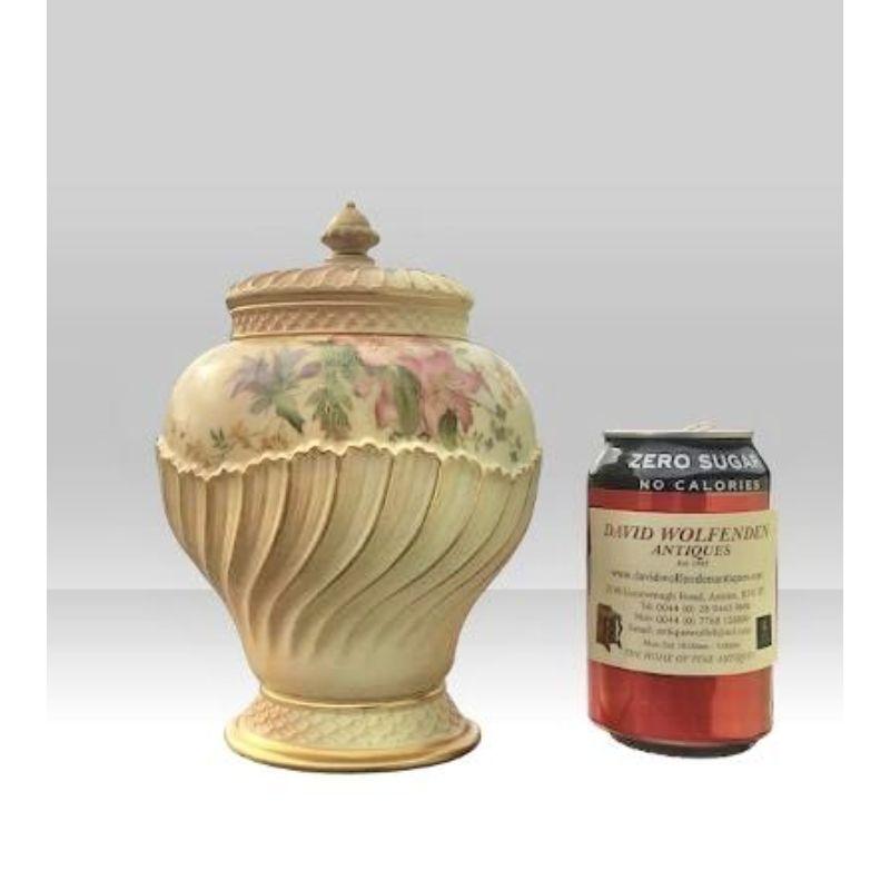 European Antique Royal Worcester Blush Ivory Pot Pourri Vase and Cover For Sale