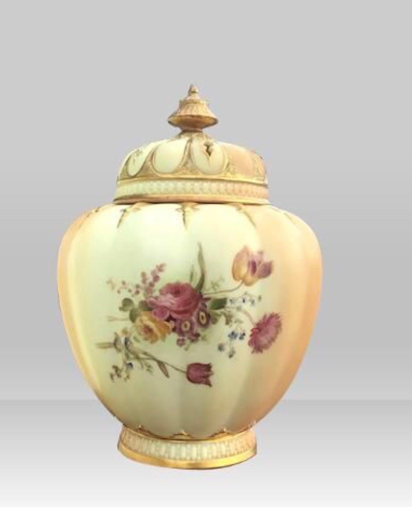 Antique Royal Worcester blush ivory pot pourri ase,
Complete with inner Lid.
Dome Cover,
Painted Flowers and foliage.
Shape number 1312
Dated 1914
Measures: 27cm x 18cm diameter.