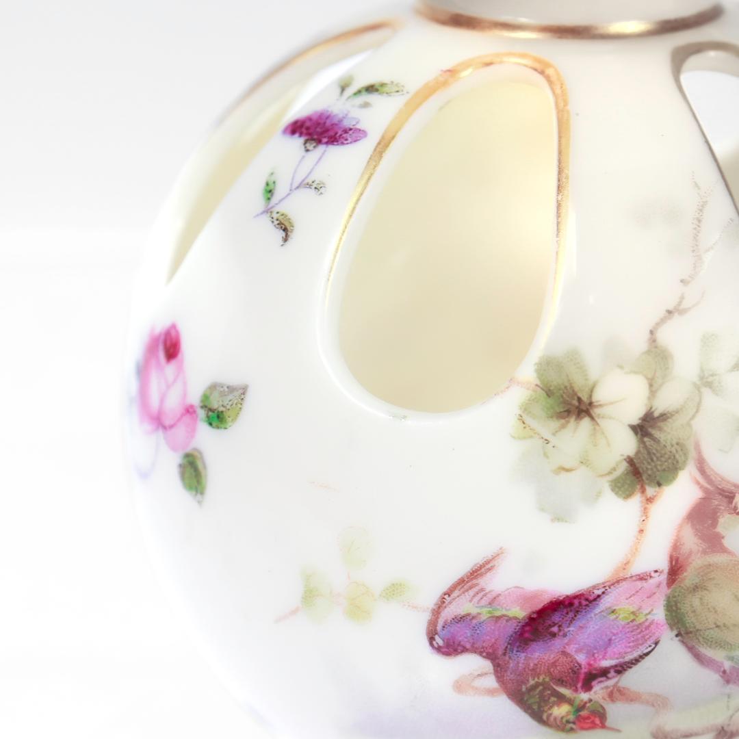 Antico vaso Pomander in porcellana Royal Worcester dorata e avorio con fagiani in vendita 4