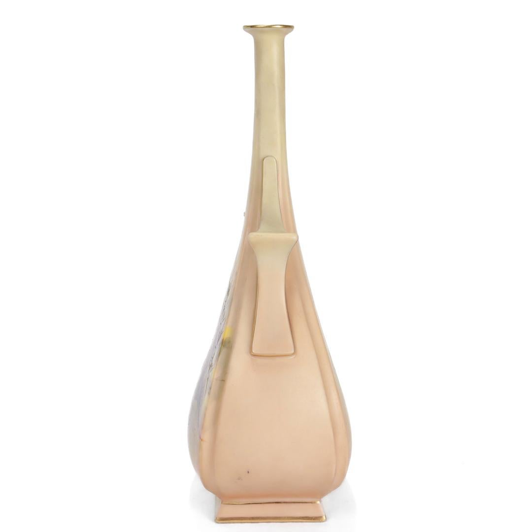 Antike Royal Worcester vergoldet Blush Porzellan Vase mit handgemalten Fasanen (Handbemalt) im Angebot
