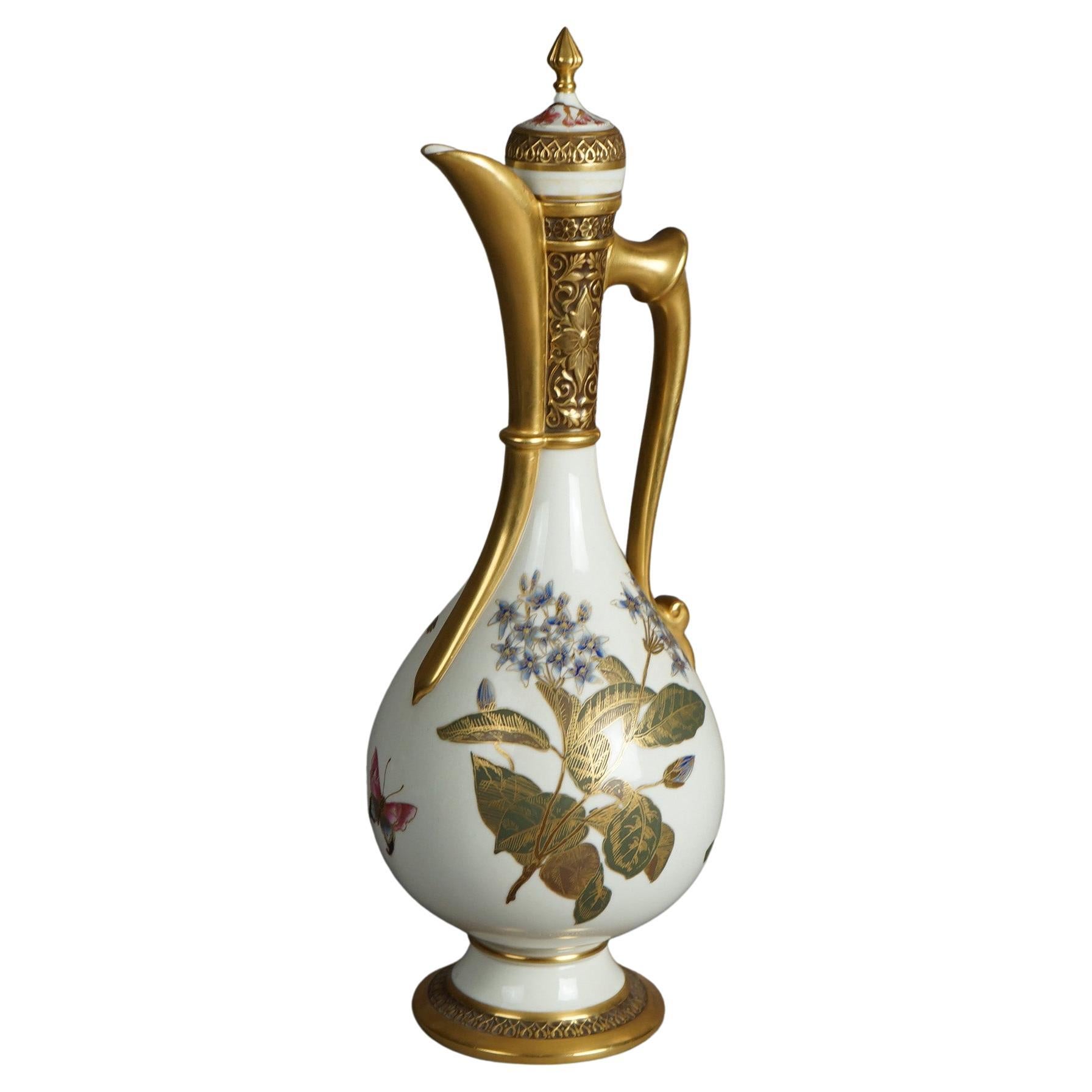 Ancienne aiguière en porcelaine de style néo-égyptien Royal Worcester peinte à la main et dorée, vers 1900 en vente