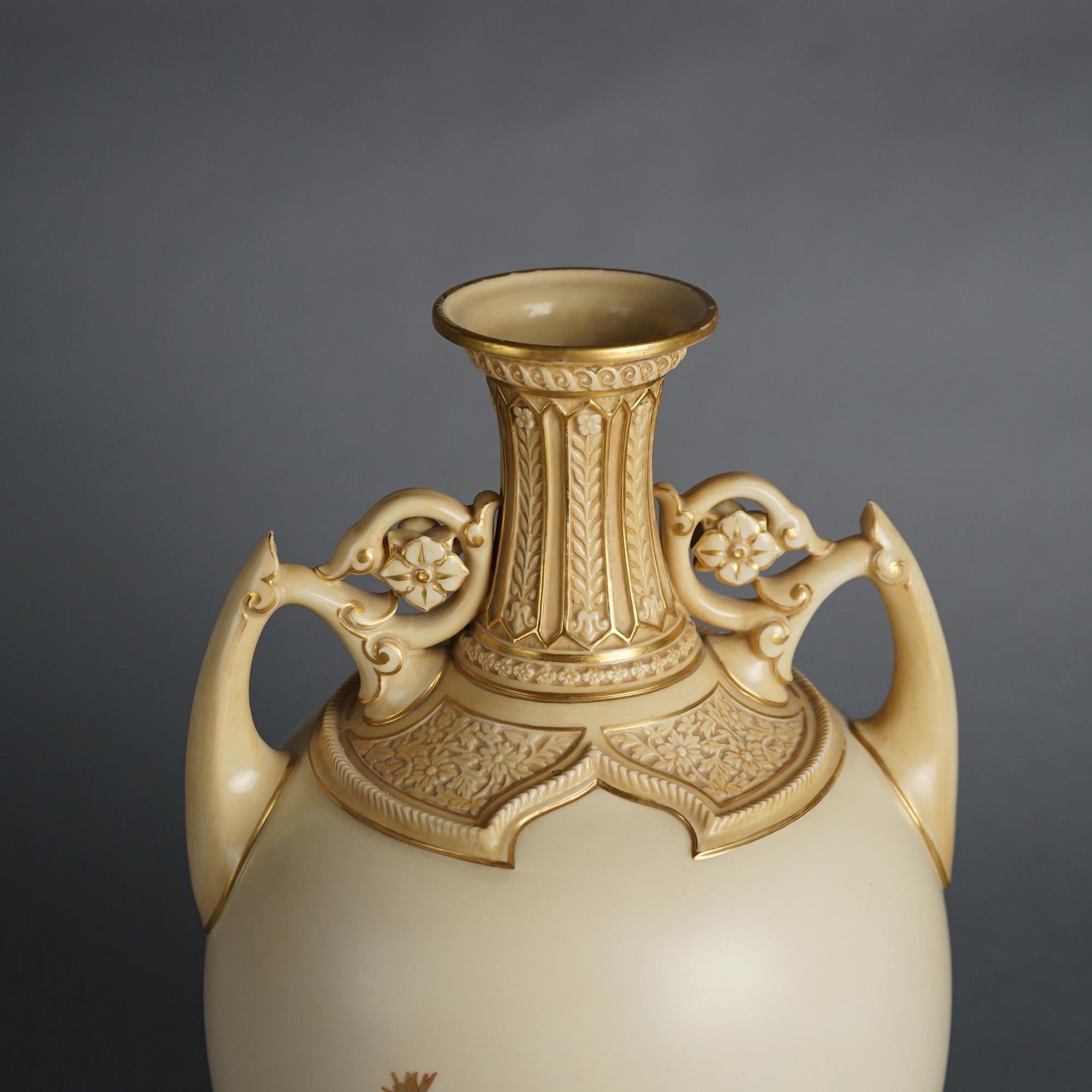 Vase ancien Royal Worcester peint et doré à la main à motifs floraux, vers 1890 en vente 4