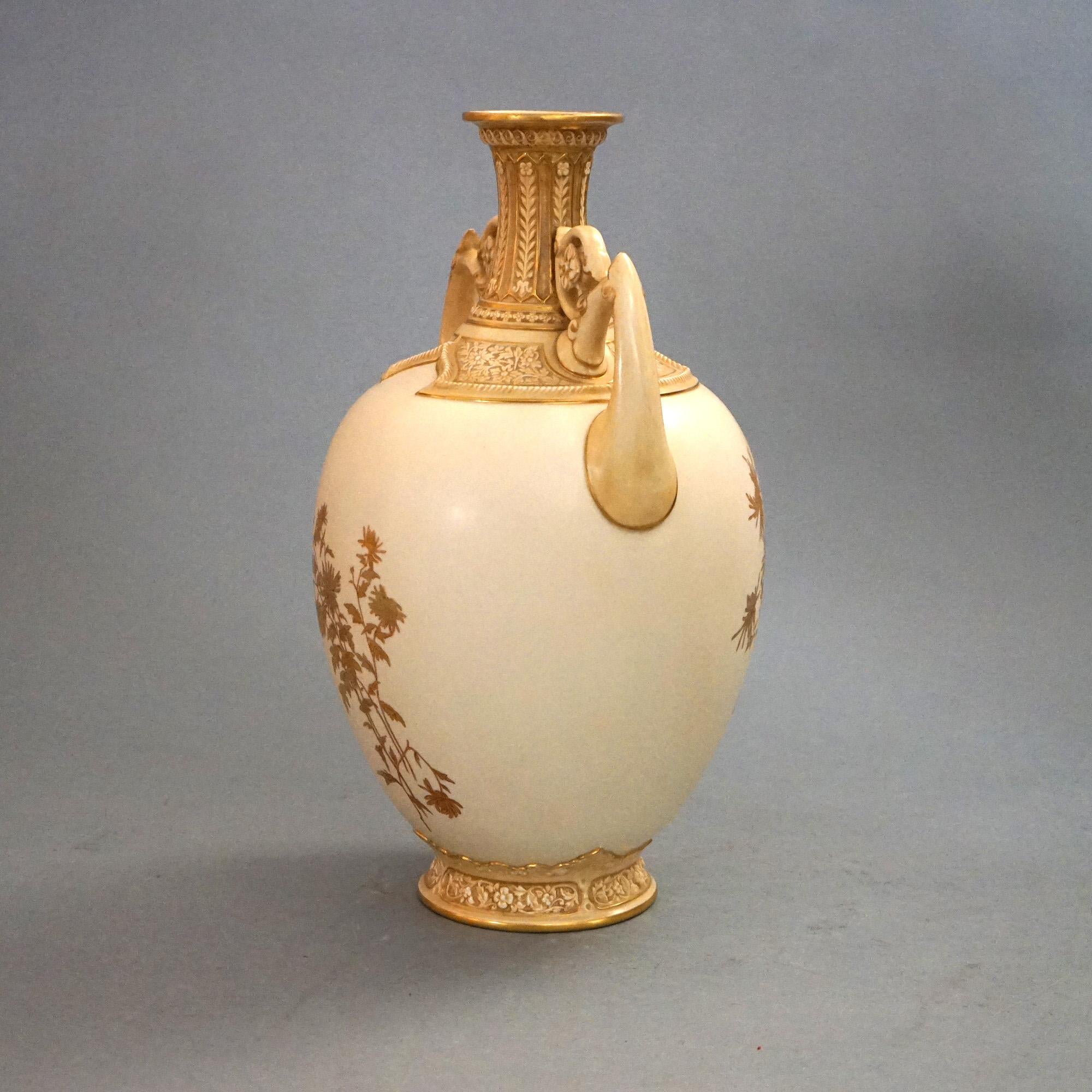 Vase ancien Royal Worcester peint et doré à la main à motifs floraux, vers 1890 en vente 9
