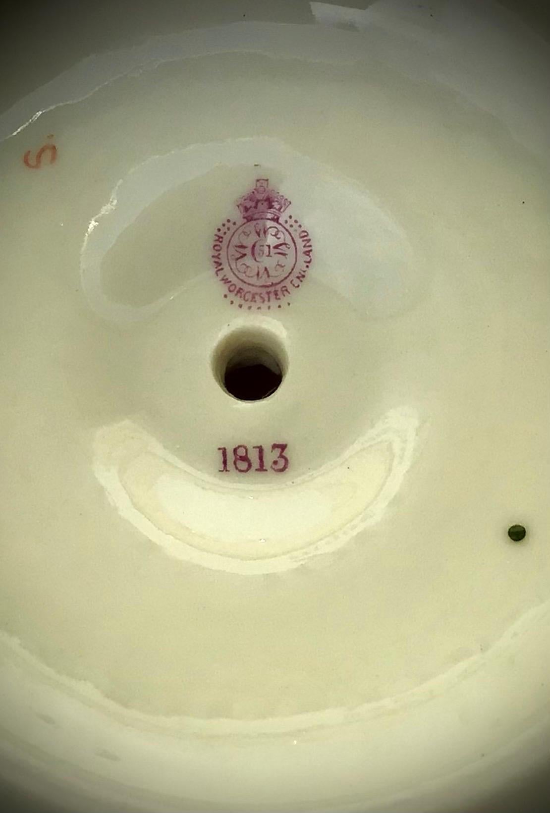 Antique Royal Worcester Pot Pourri Vase For Sale 3