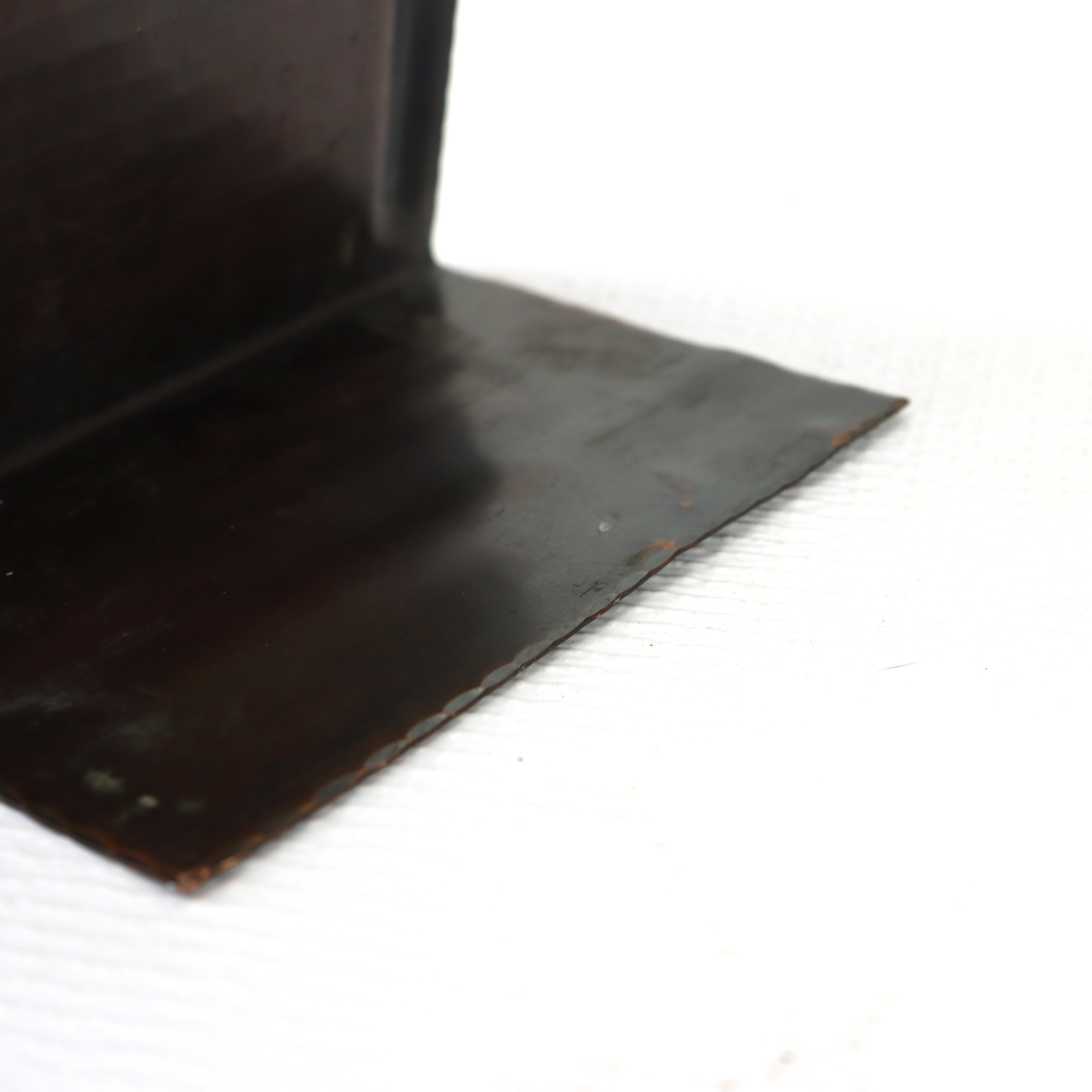 Antique Roycroft Mission Arts & Crafts Hammered Copper Stylized Flower Bookends im Angebot 2