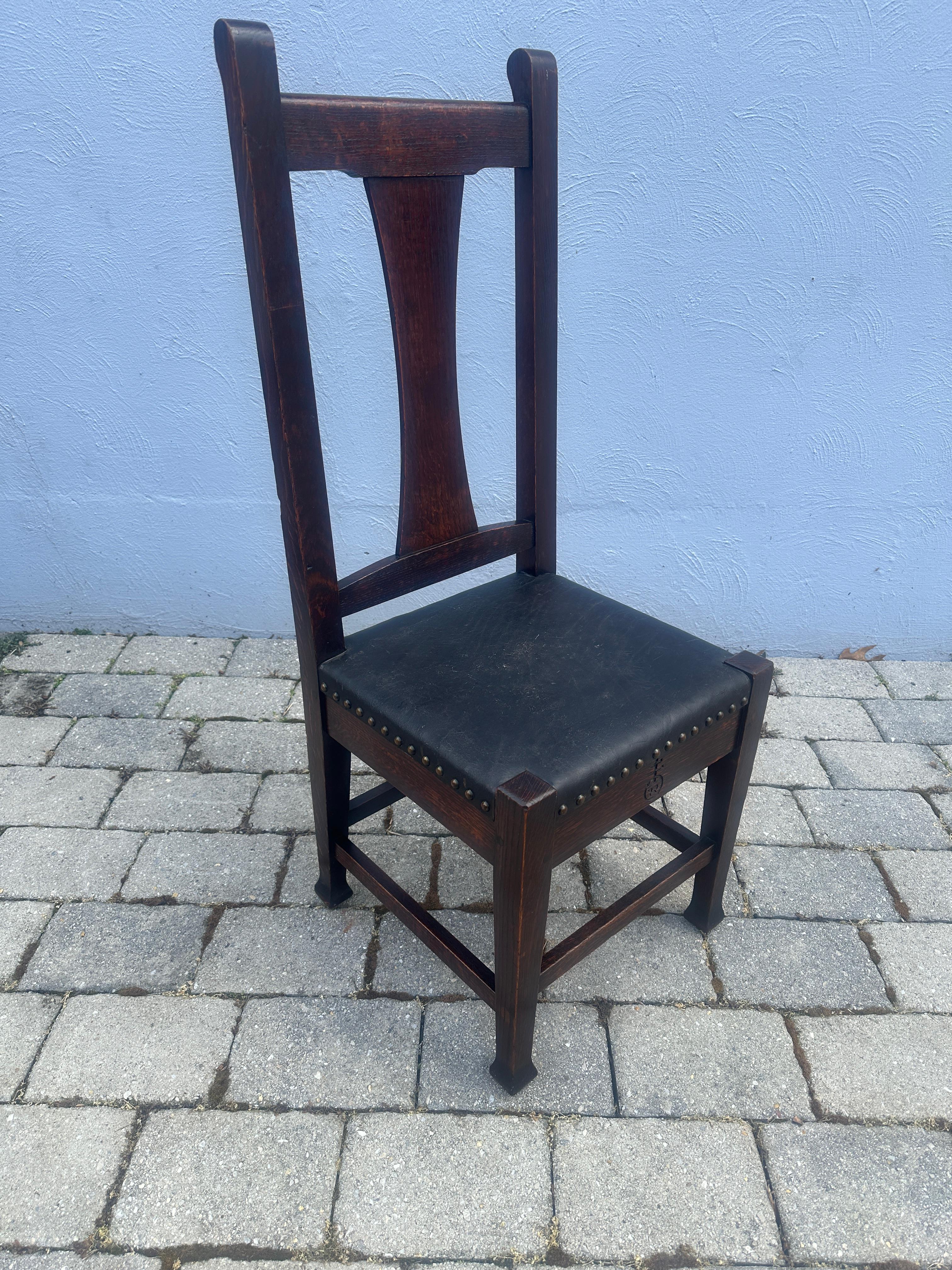 Antique Roycroft Chair w/ Original Leather and Tacks, Stickley Era- W7739   SALE For Sale 4