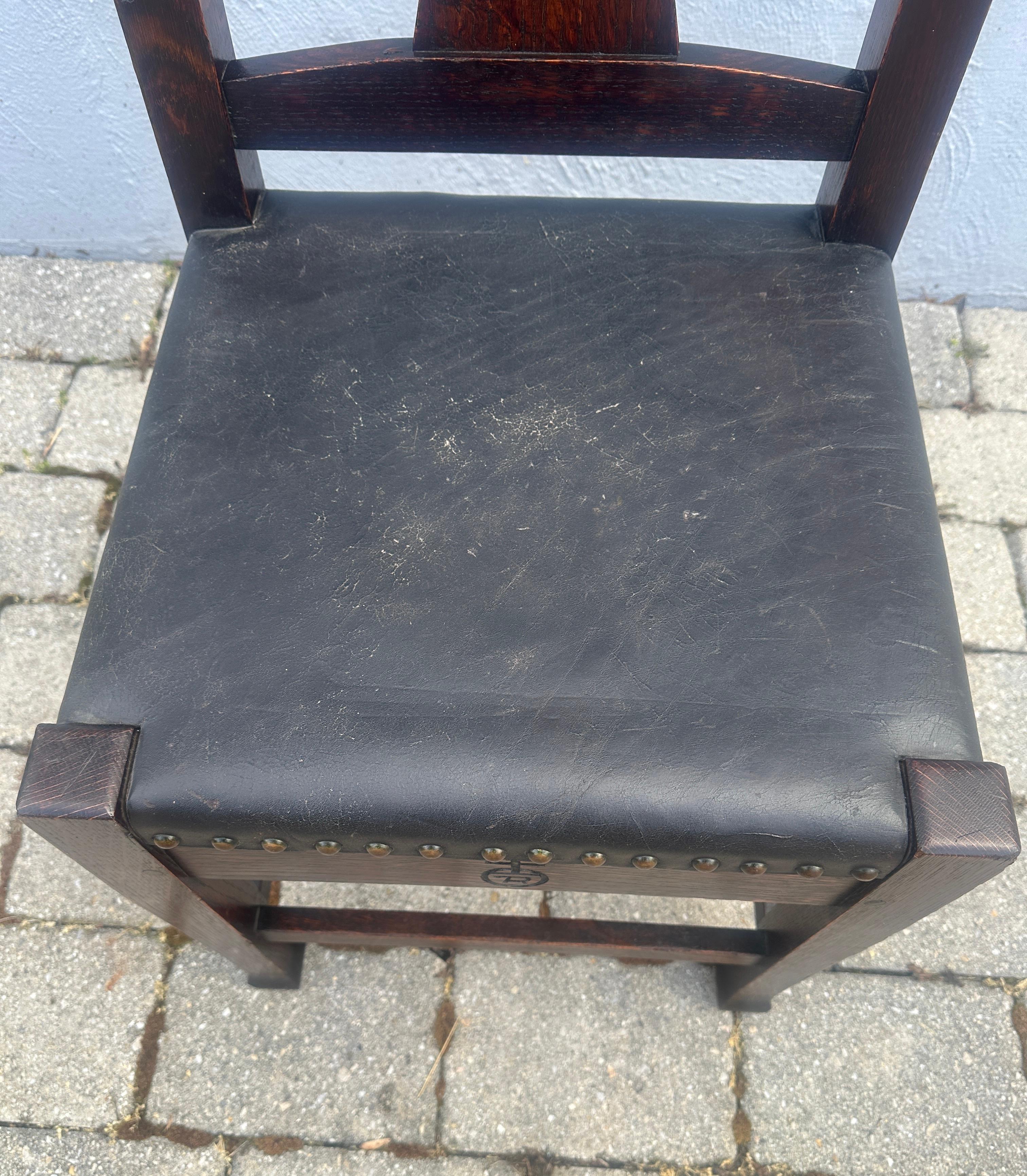 Antique Roycroft Chair w/ Original Leather and Tacks, Stickley Era- W7739   SALE For Sale 7