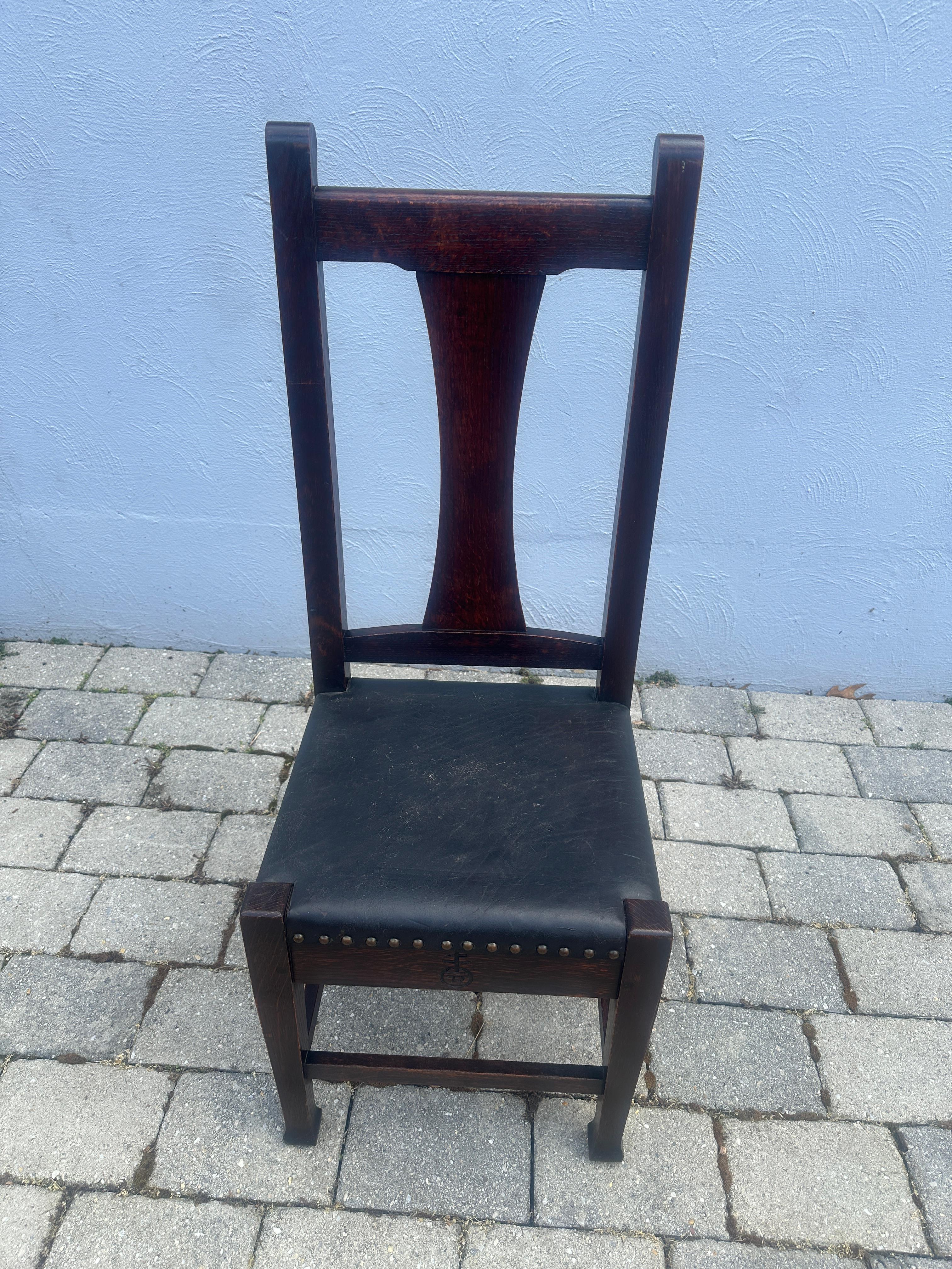 Antique Roycroft Chair w/ Original Leather and Tacks, Stickley Era- W7739   SALE For Sale 11