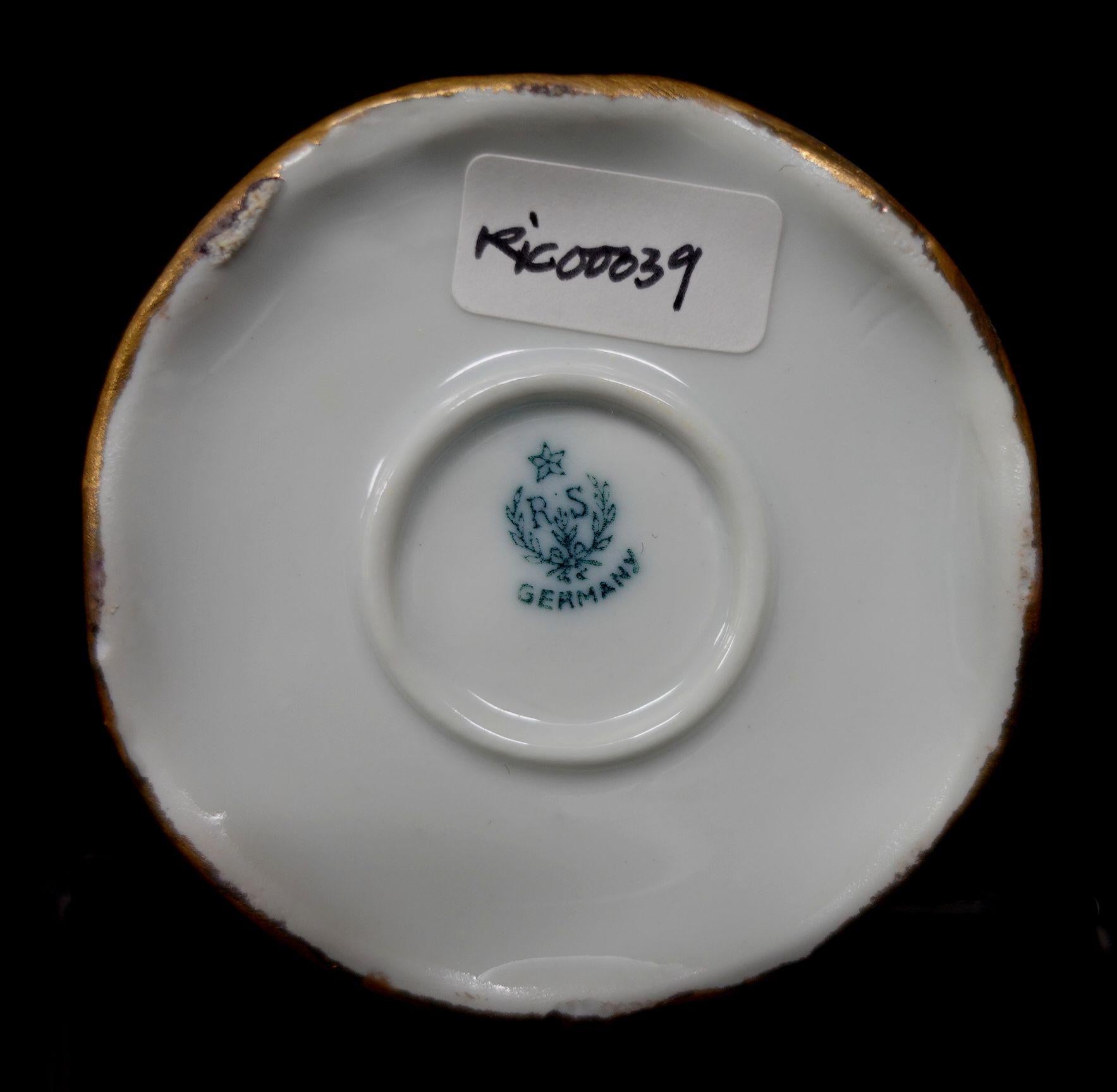 Antique RS Prussia German Porcelain Hat Pin Holder, Ric.00039 In Excellent Condition For Sale In Norton, MA