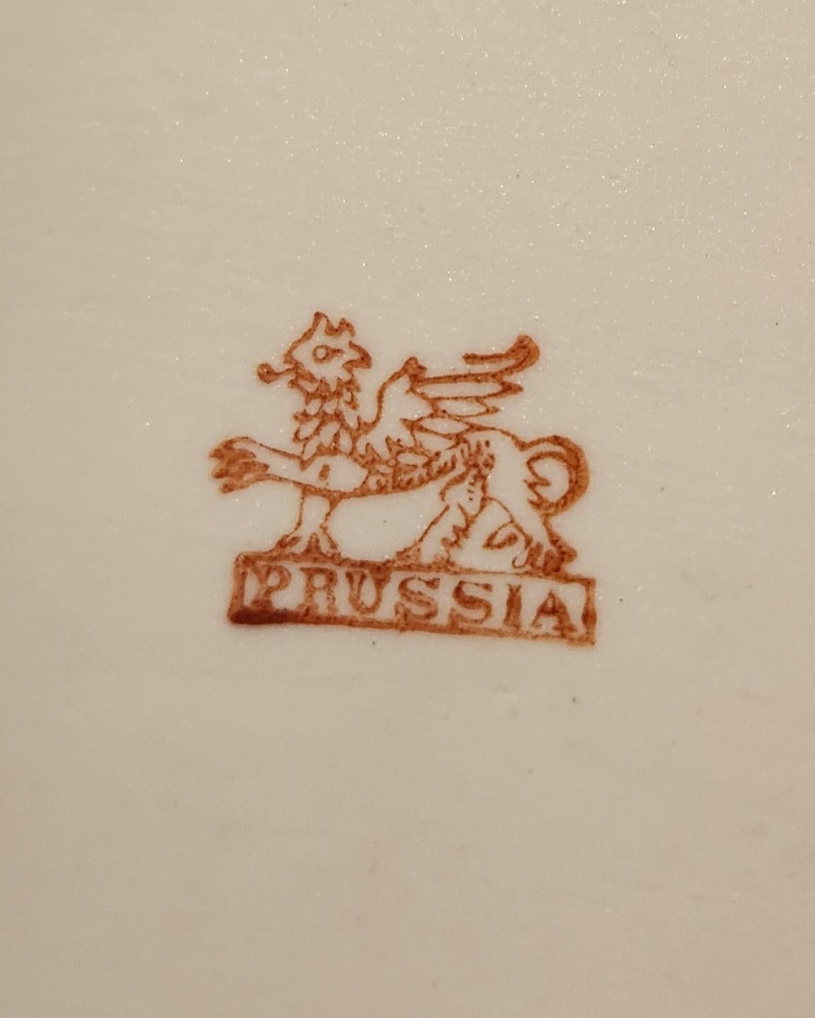 Antiguo plato rosa pintado a mano RS Prussia Reinhold Schlegelmilch en venta 4