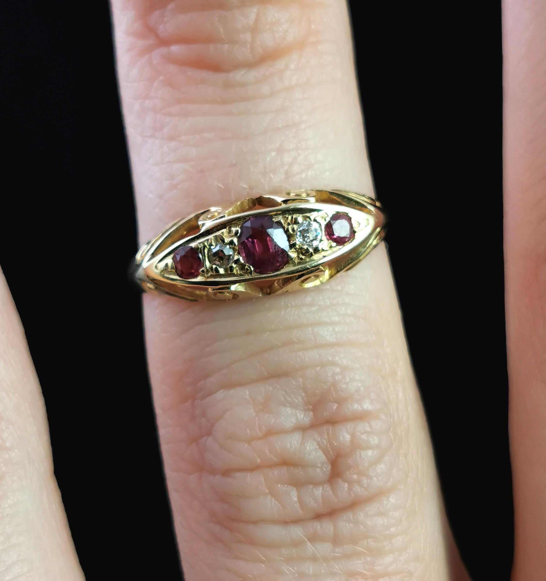 Antique Ruby and Diamond Boat Head Ring, 18k Yellow Gold, Art Deco 2