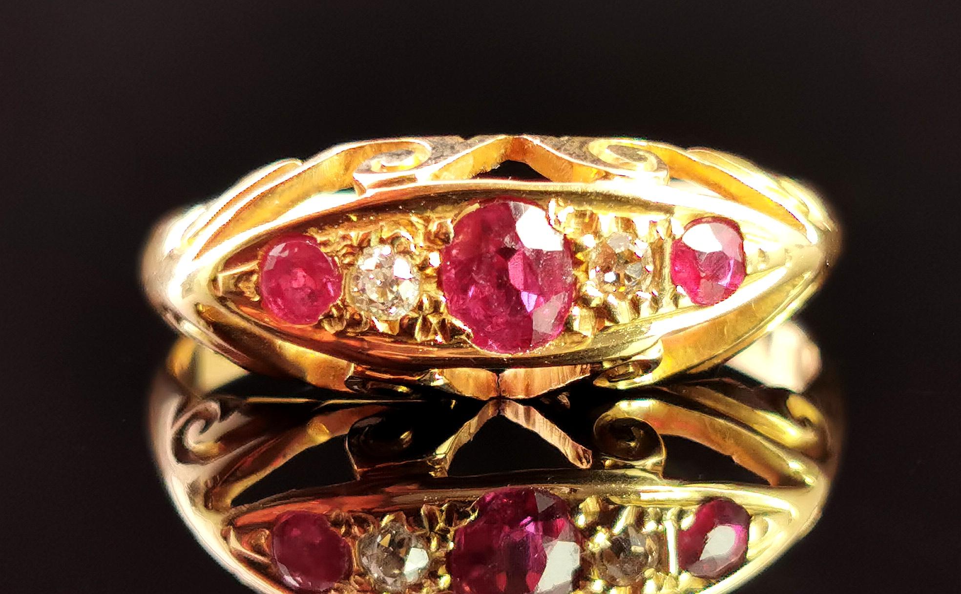 Antique Ruby and Diamond Boat Head Ring, 18k Yellow Gold, Art Deco 3