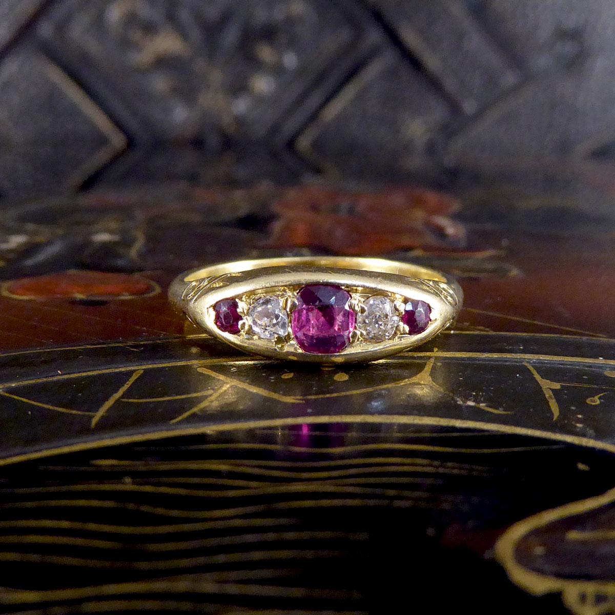 Antique Ruby and Diamond Boat Ring in 18ct Yellow Gold In Good Condition In Yorkshire, West Yorkshire