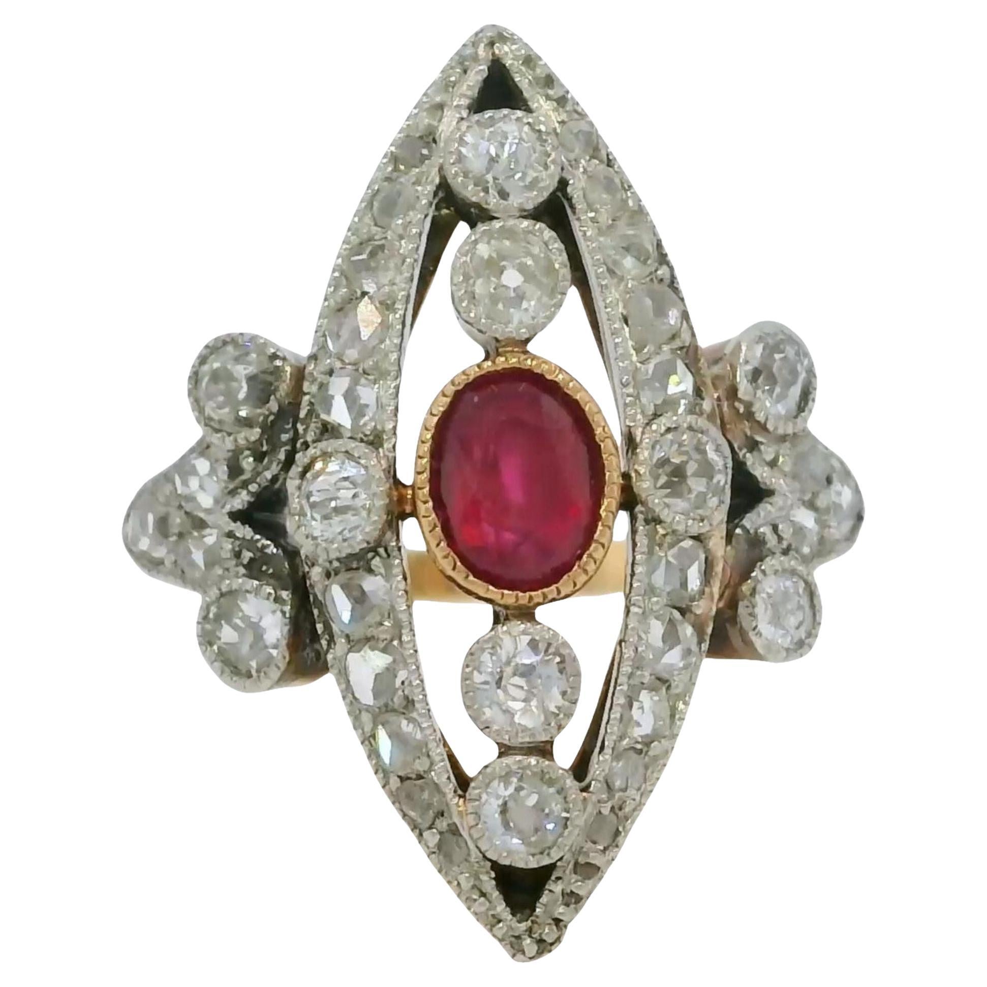 Anello antico con rubino e diamanti Navette in platino ricoperto d'oro rosa 18 carati