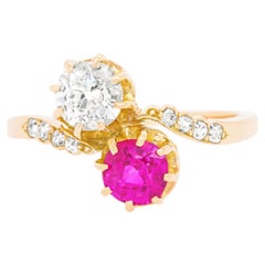 Antique Ruby and Diamond-Set Gold Ring Antique Ruby and Diamond-Set Gold Ring