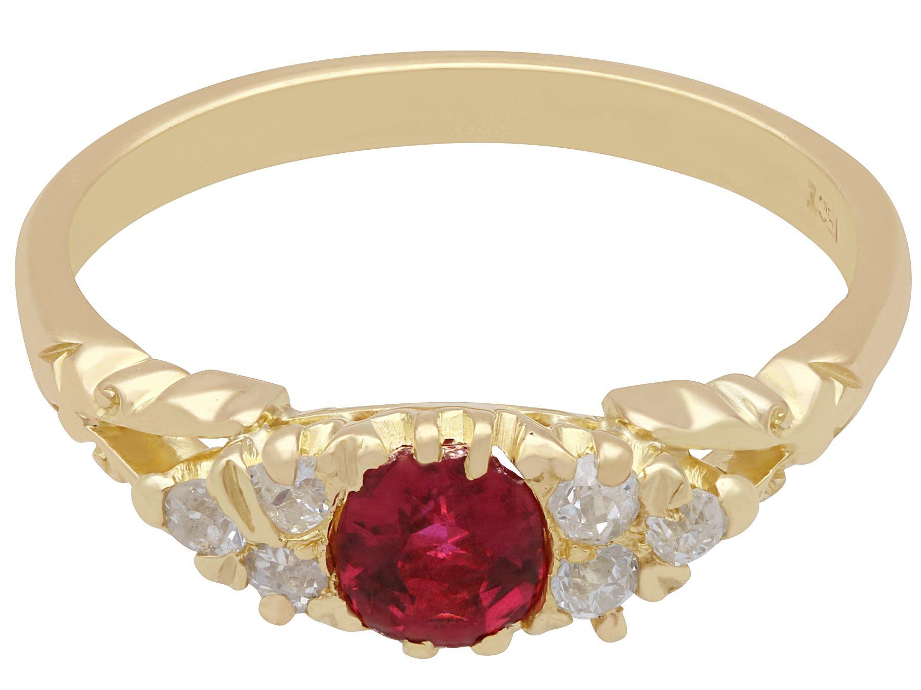 Antique Ruby and Diamond Yellow Gold Cocktail Ring, circa 1910 In Excellent Condition In Jesmond, Newcastle Upon Tyne