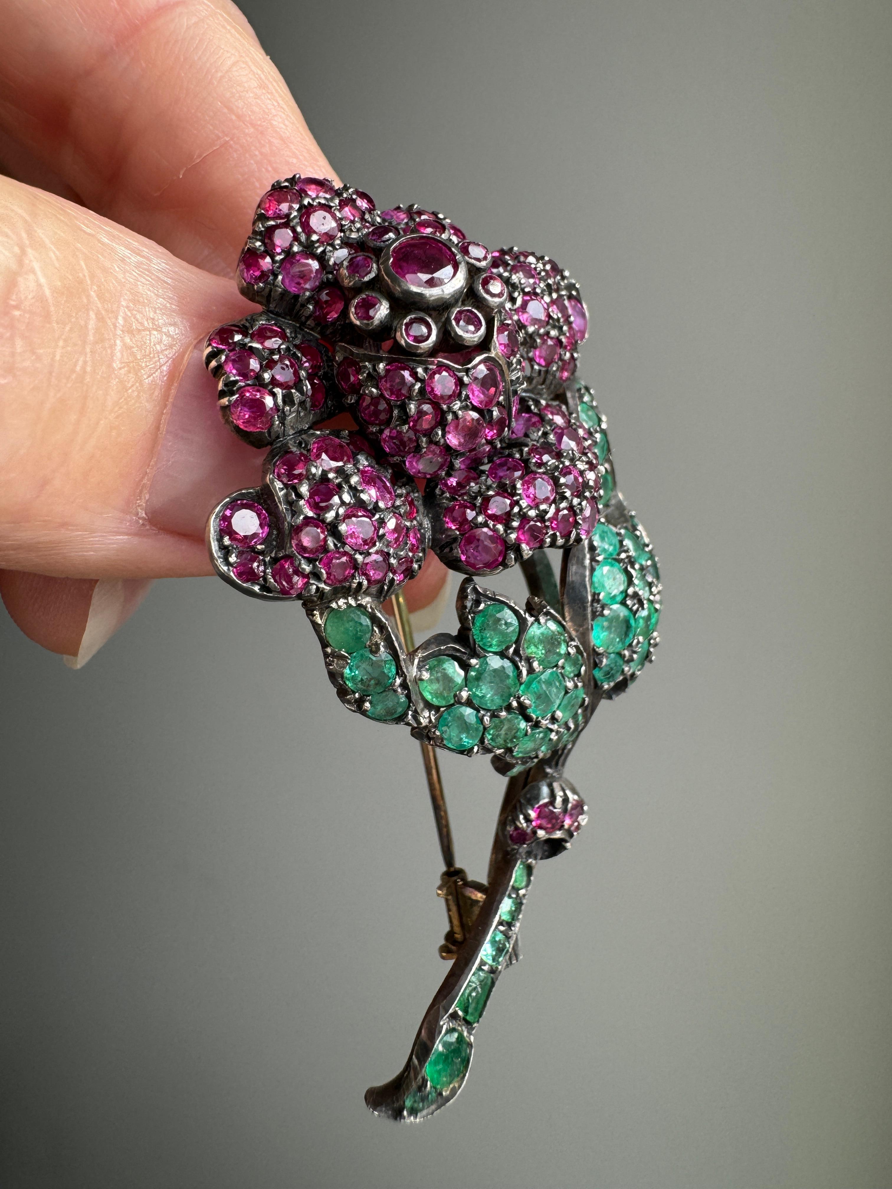 Antique Ruby and Emerald Rose Brooch In Good Condition For Sale In Hummelstown, PA
