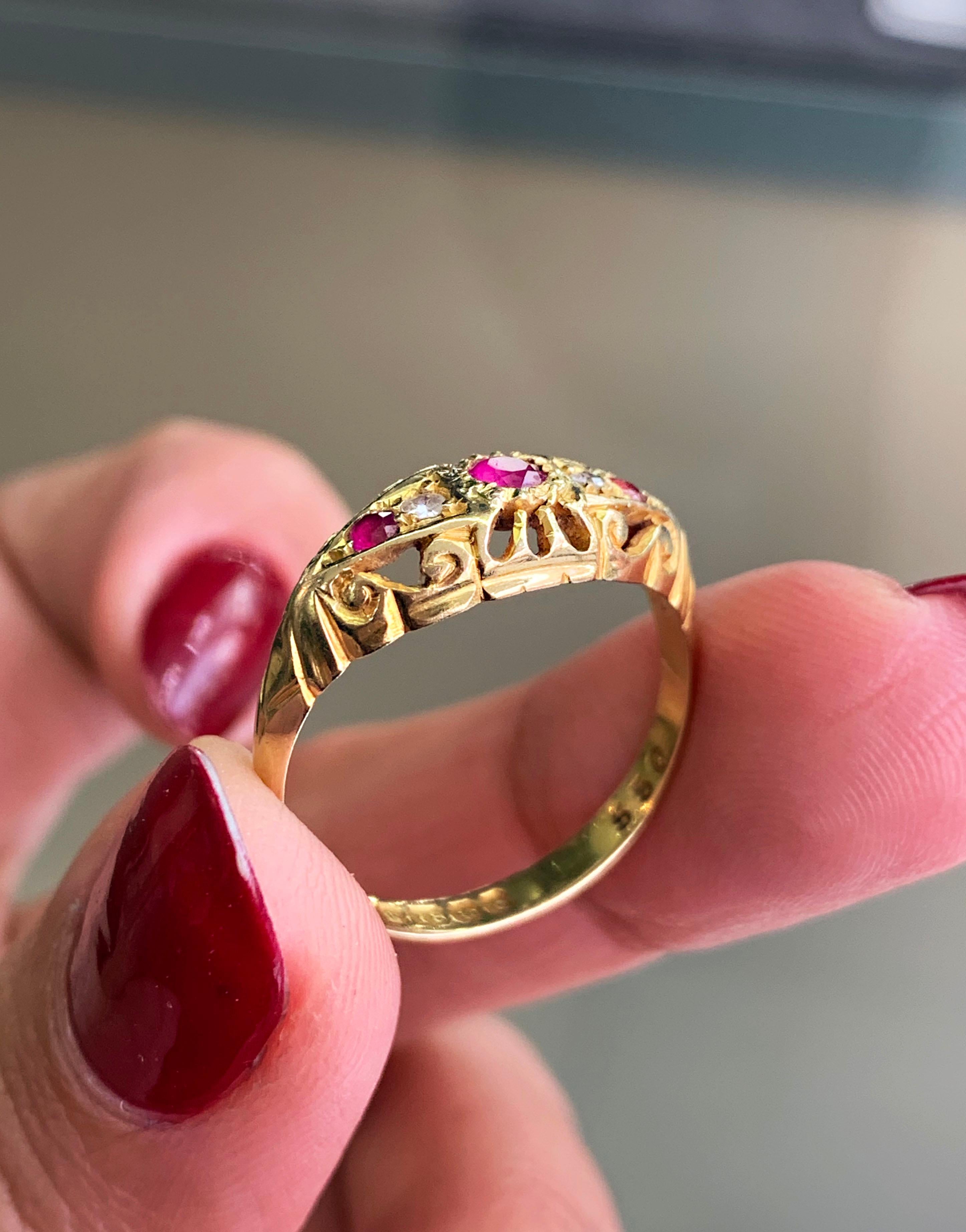 Antique Ruby and Old Cut Diamond 18 Carat Yellow Gold Ring, 1918 5