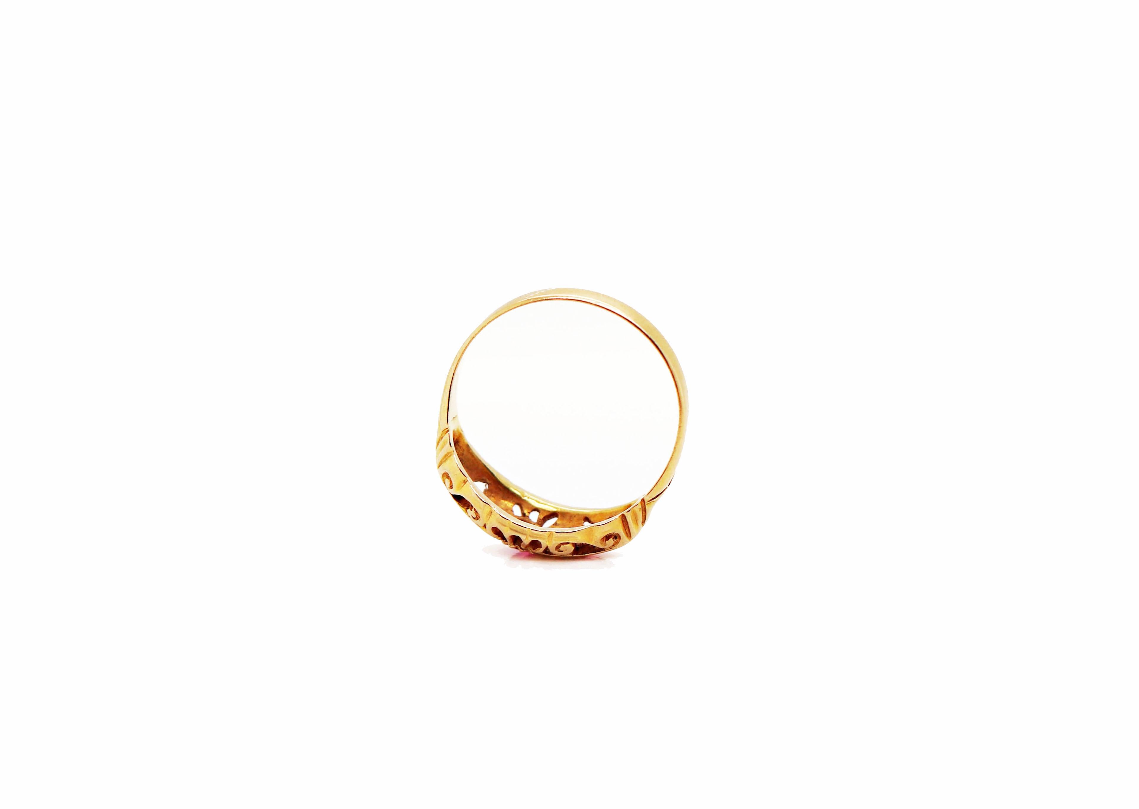 Antique Ruby and Old Cut Diamond 18 Carat Yellow Gold Ring, 1918 1