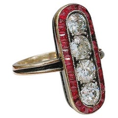 Bague en or avec rubis antique et diamants taille vieille mine