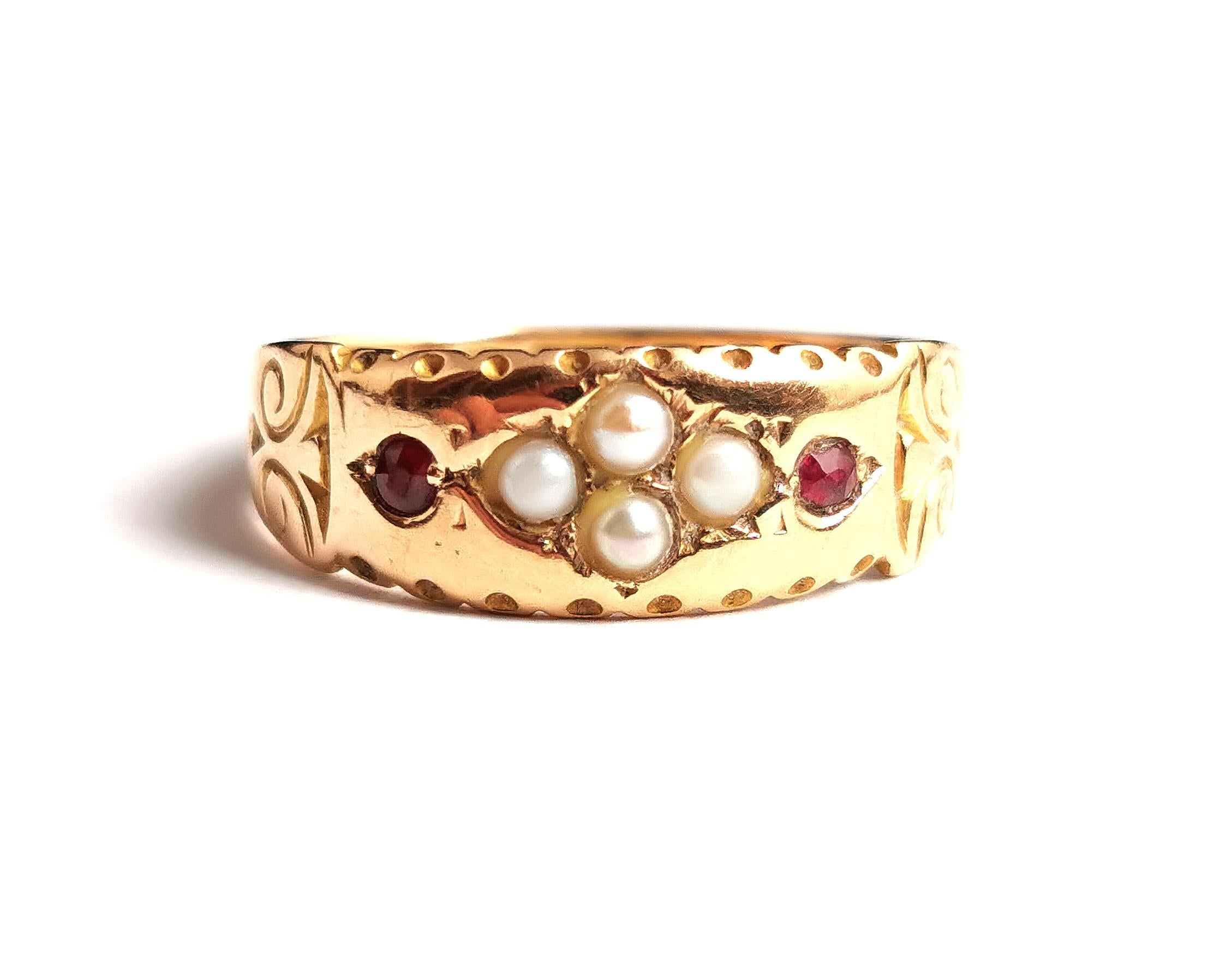 Antique Ruby and pearl ring, 15k yellow gold, Victorian  11