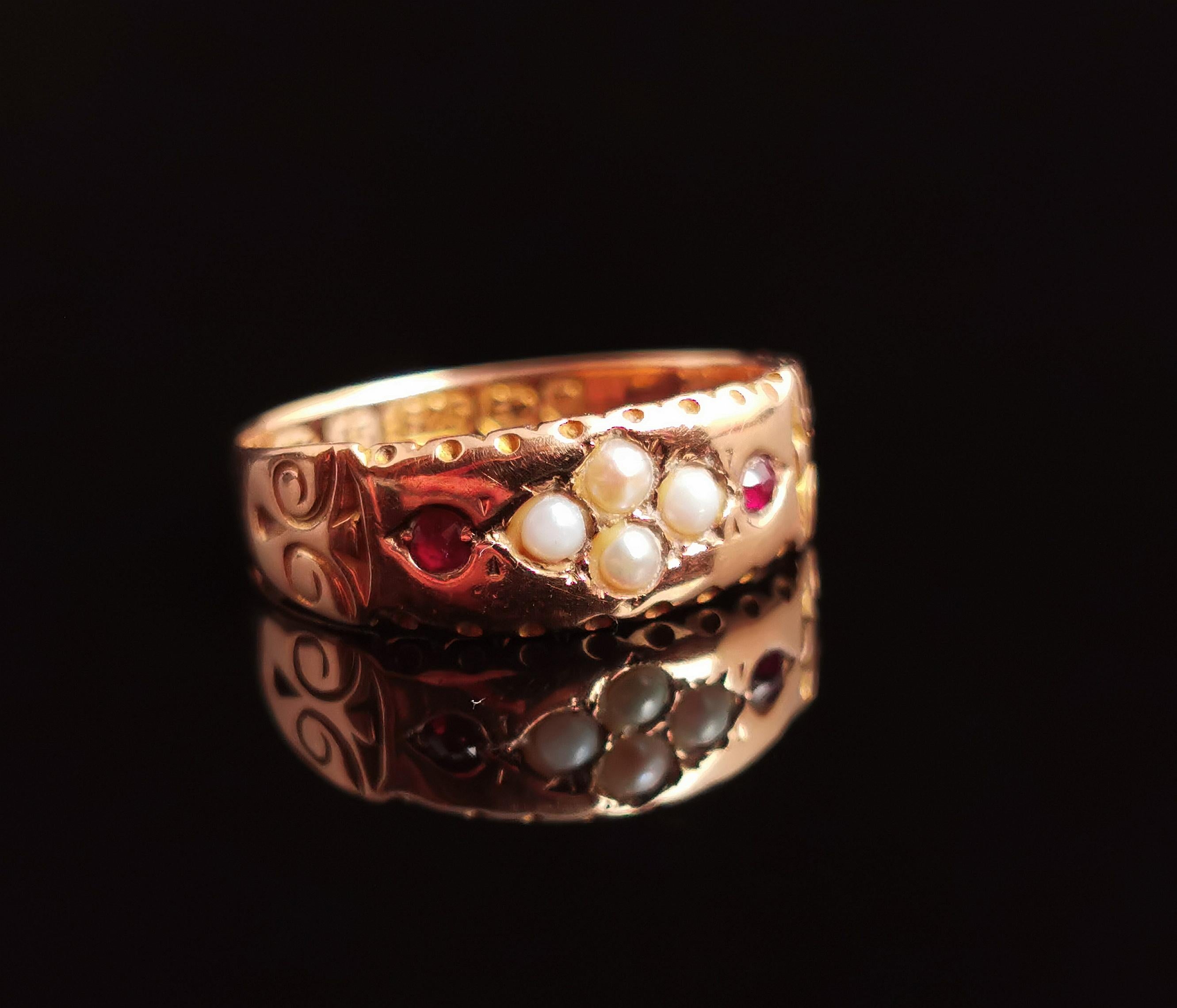 Antique Ruby and pearl ring, 15k yellow gold, Victorian  3