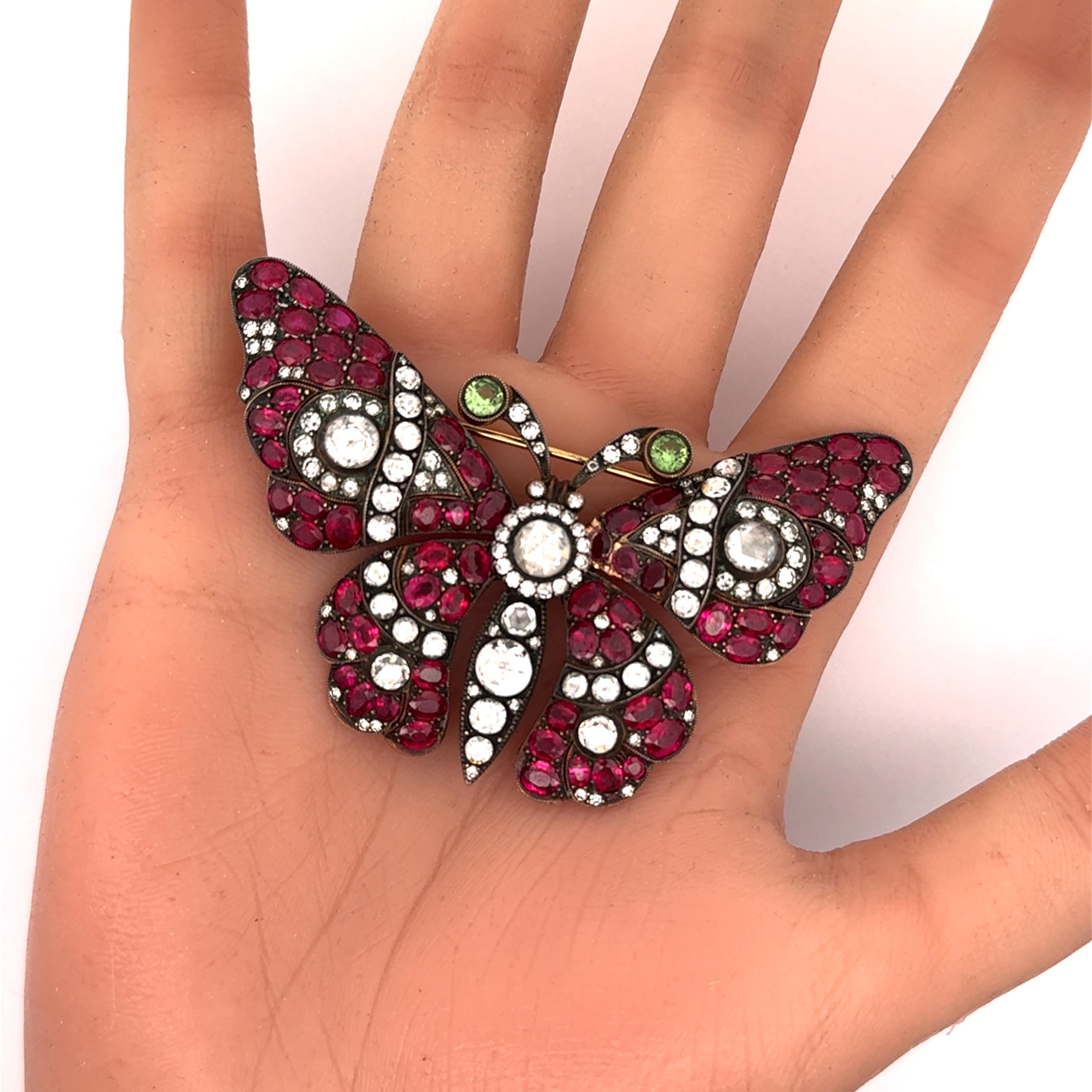 Antike Rubin & Diamant 18k Gold Schmetterling Brosche Damen im Angebot