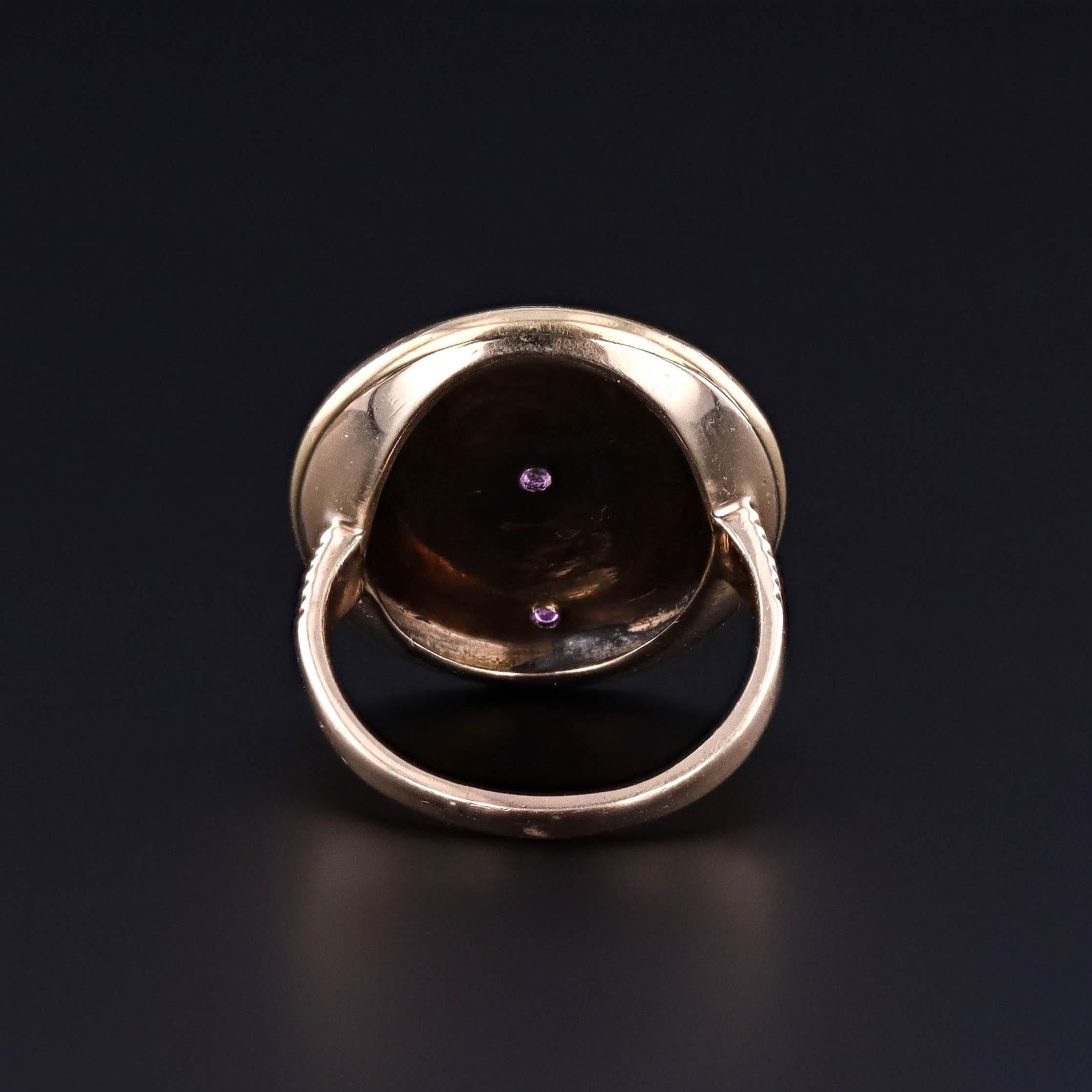 Round Cut Antique Ruby, Diamond and Pearl Button Ring of 18k Gold For Sale
