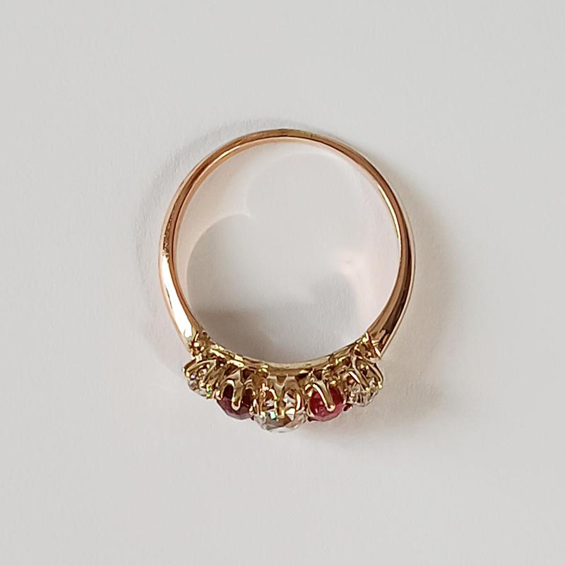 Antique Ruby & Diamond Ring in 14ct Rose Gold In Fair Condition For Sale In London, GB