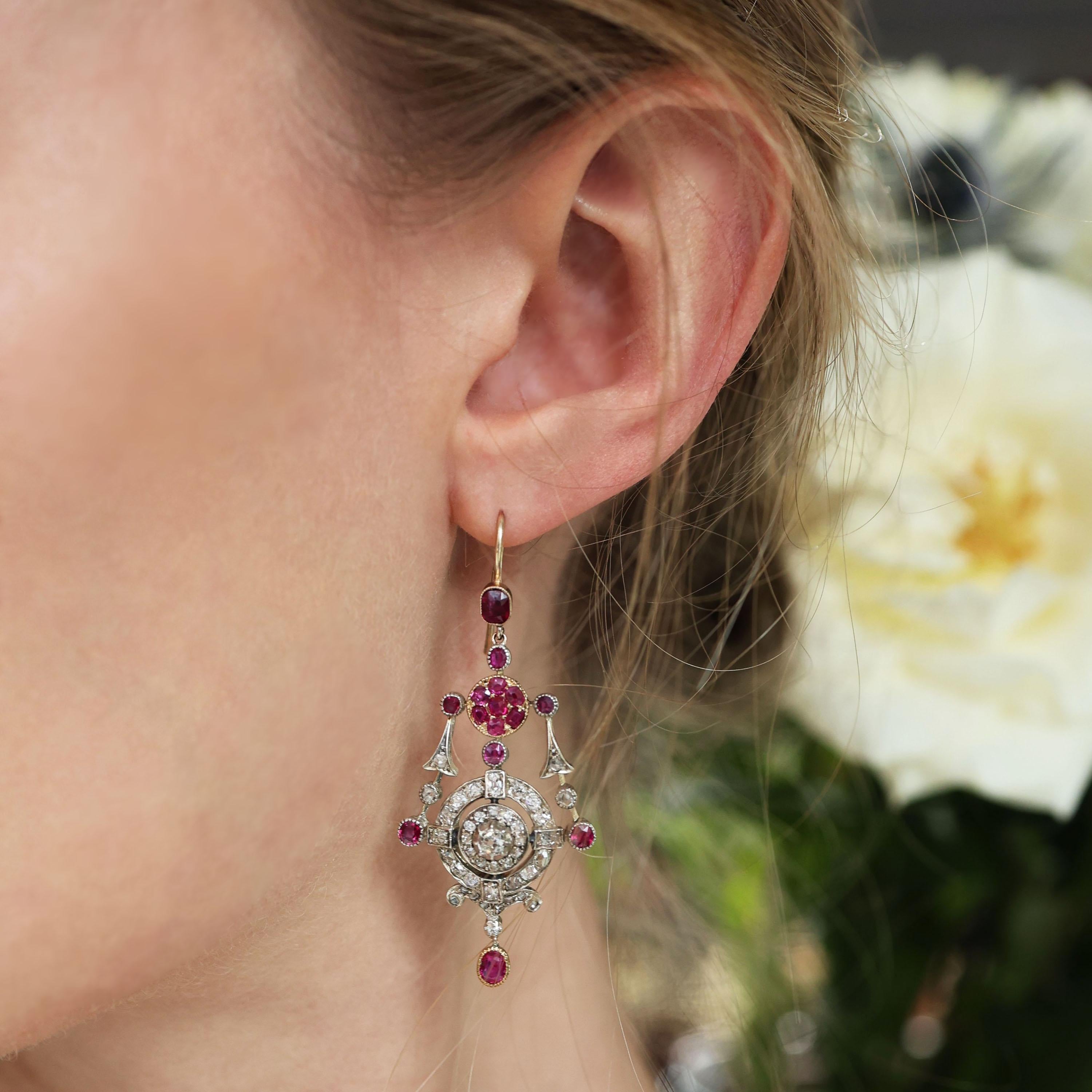 Antike Rubin-, Diamant-, Silber- und Gold-Tropfen-Ohrringe, um 1880 Damen im Angebot