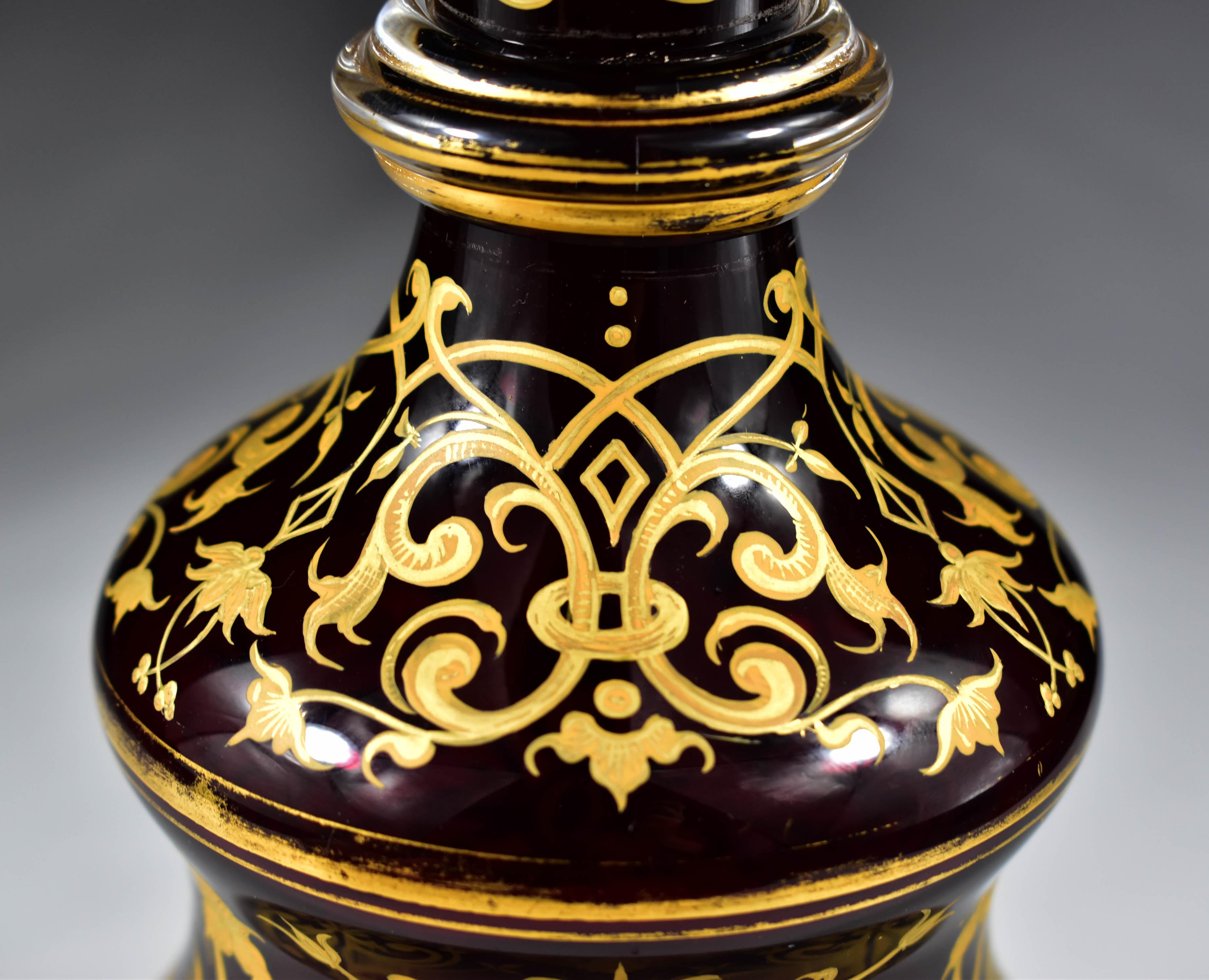 Antiguo Decantador de Vidrio Rubí - Pintado Dorado Siglo XIX en venta 5