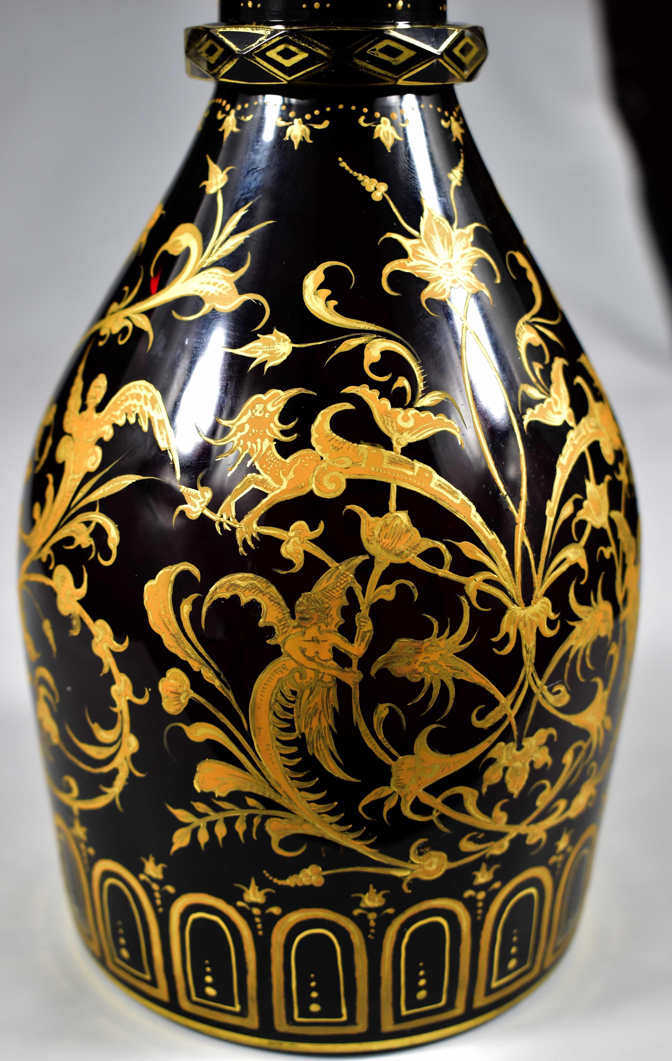 Antiguo Decantador de Vidrio Rubí - Pintado Dorado Siglo XIX en venta 6
