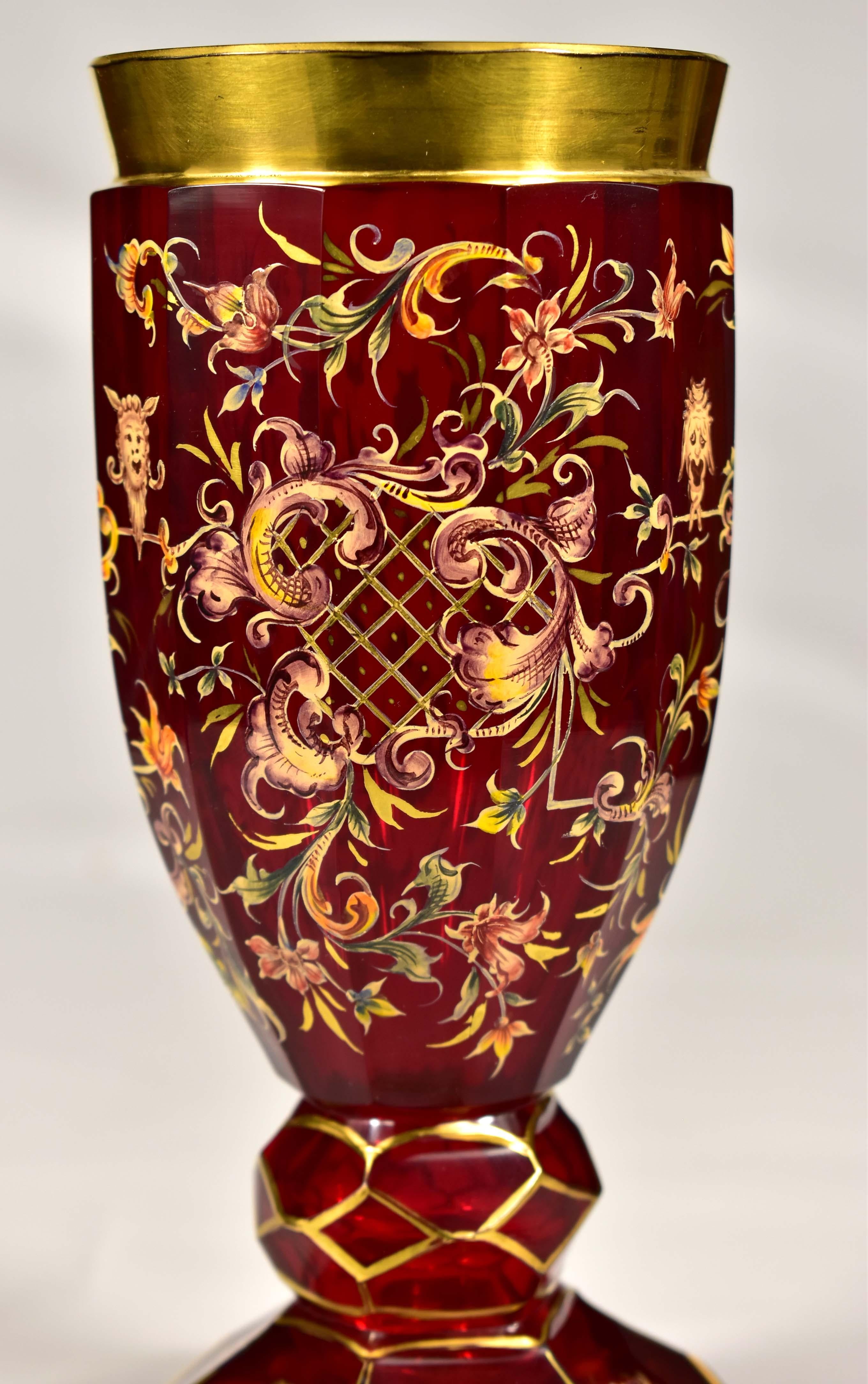 Antigua copa de Rubí Pintada Vidrio de Bohemia del siglo XX en venta 6