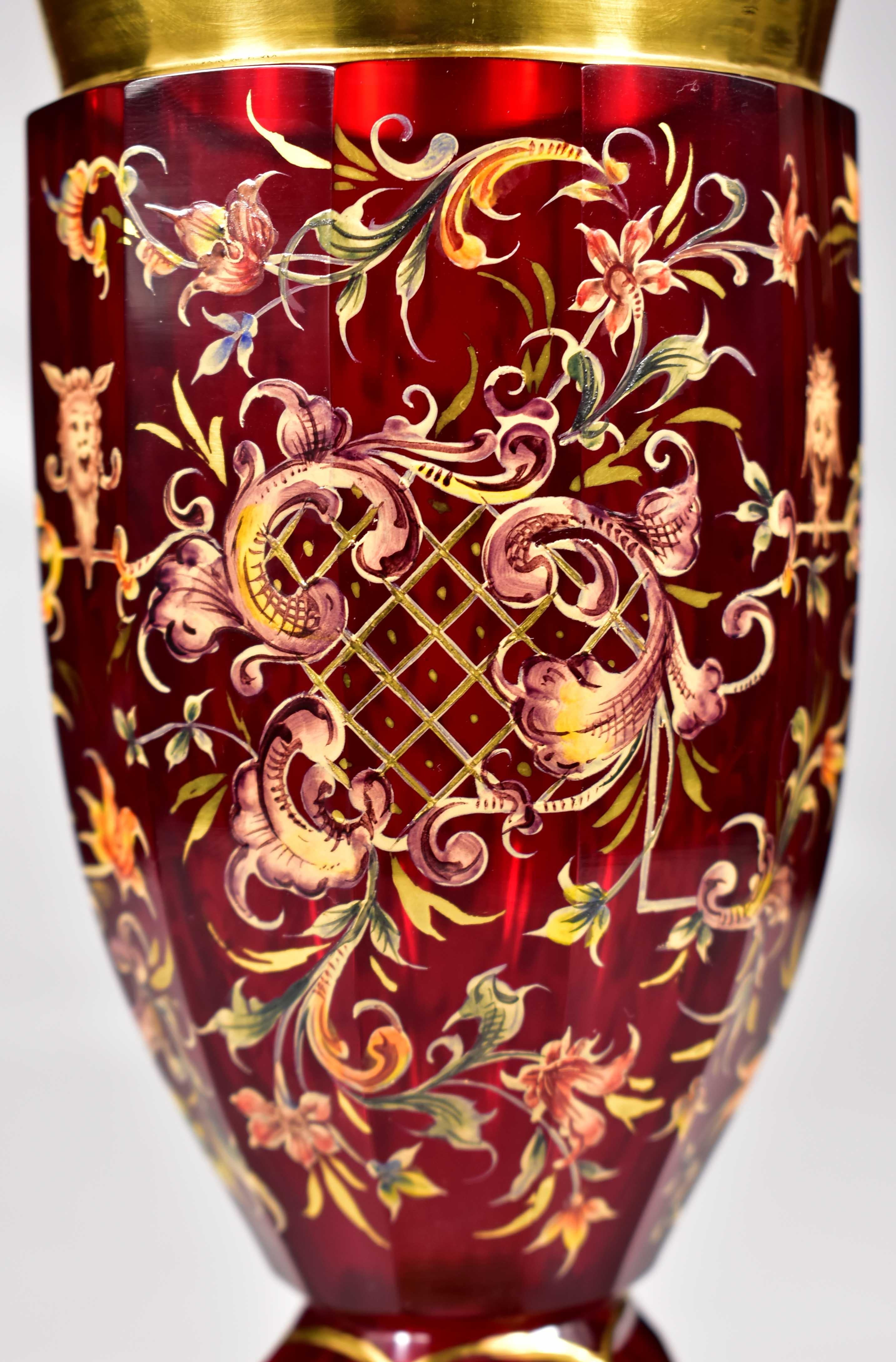 Antigua copa de Rubí Pintada Vidrio de Bohemia del siglo XX en venta 8