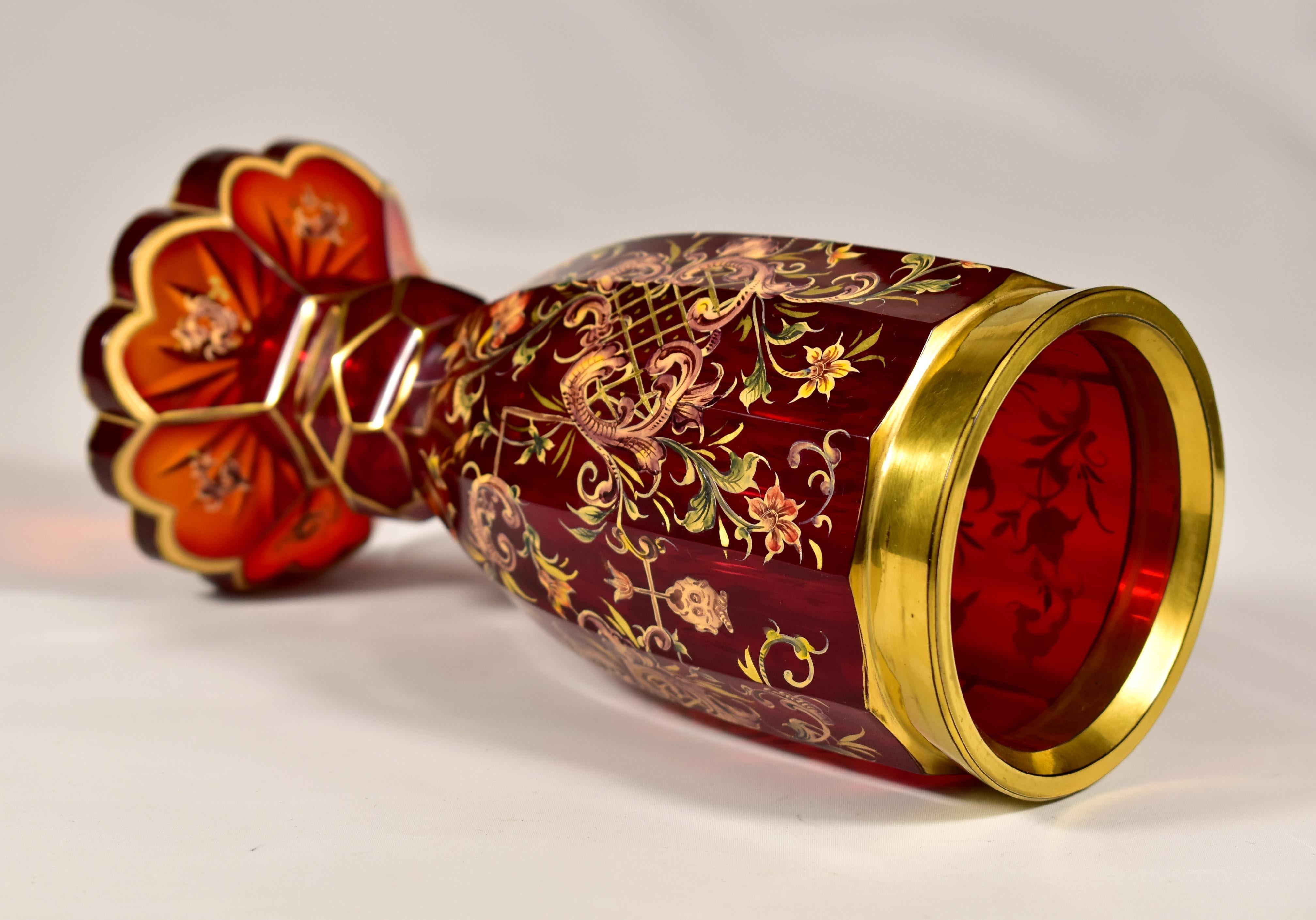 Antigua copa de Rubí Pintada Vidrio de Bohemia del siglo XX en venta 12