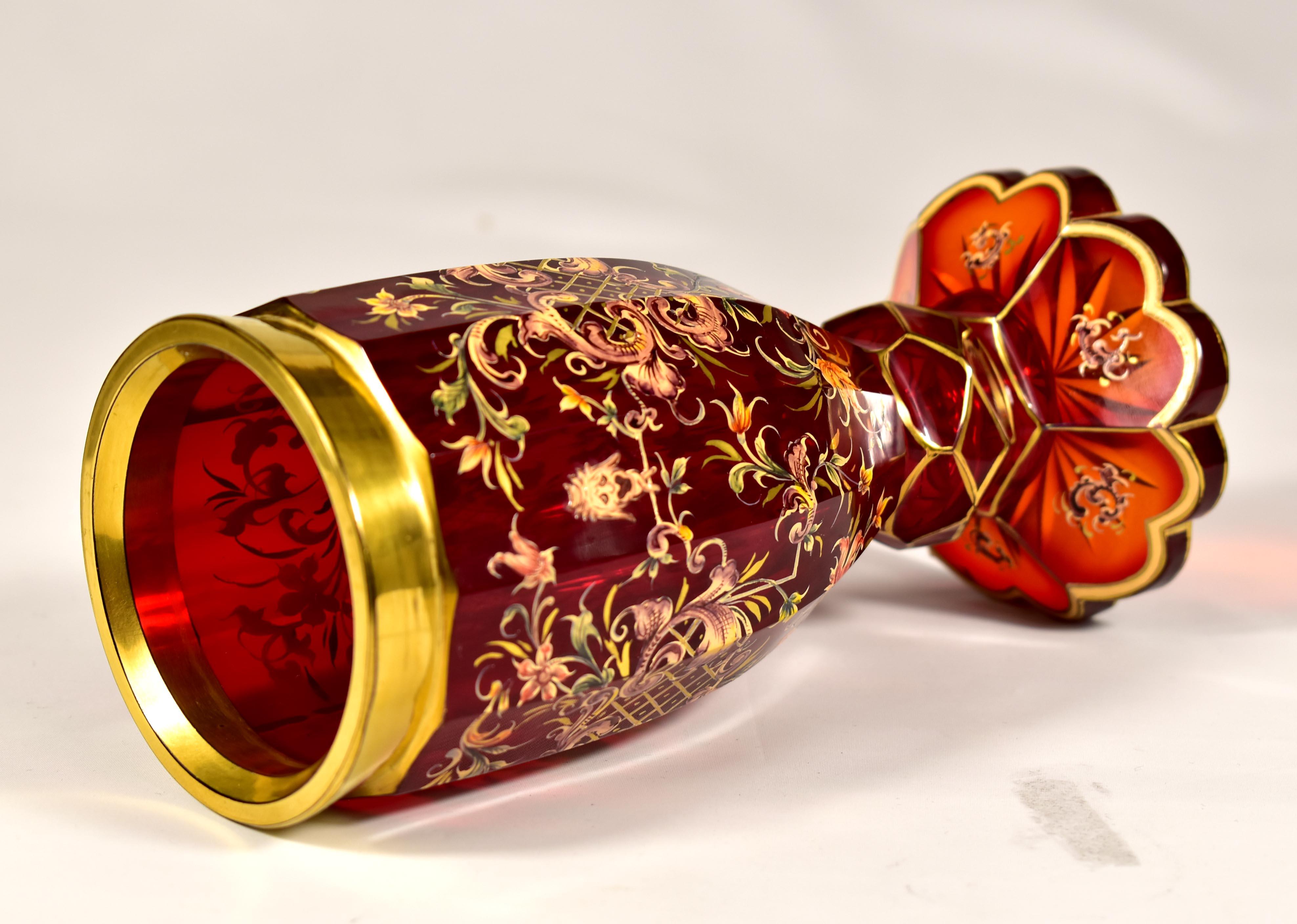 Antigua copa de Rubí Pintada Vidrio de Bohemia del siglo XX en venta 13