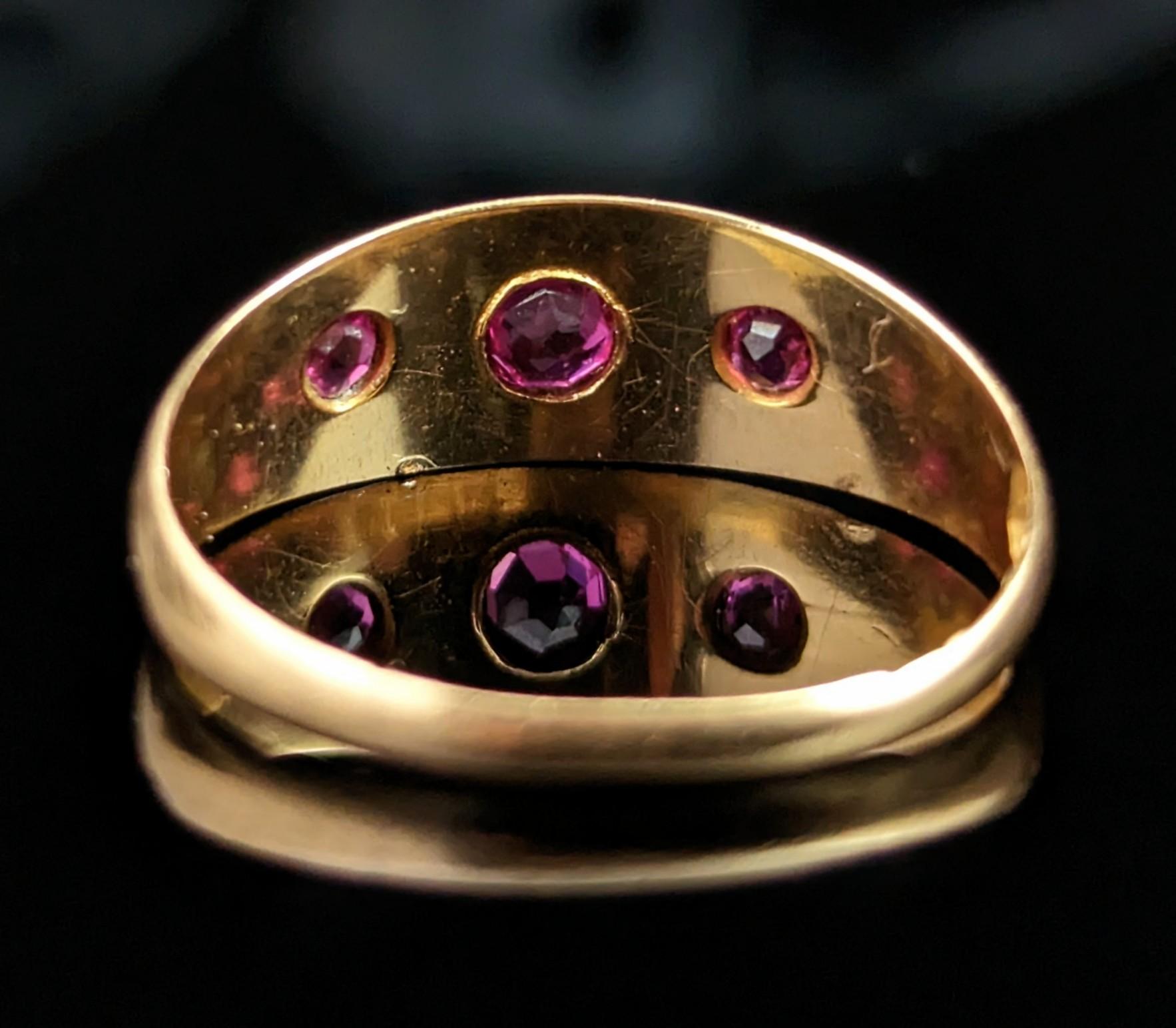 Antique Ruby Gypsy Set Ring, 18k Yellow Gold, Victorian In Fair Condition In NEWARK, GB