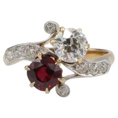 Anello in oro e platino con rubino antico e diamante naturale taglio europeo Toit Moi