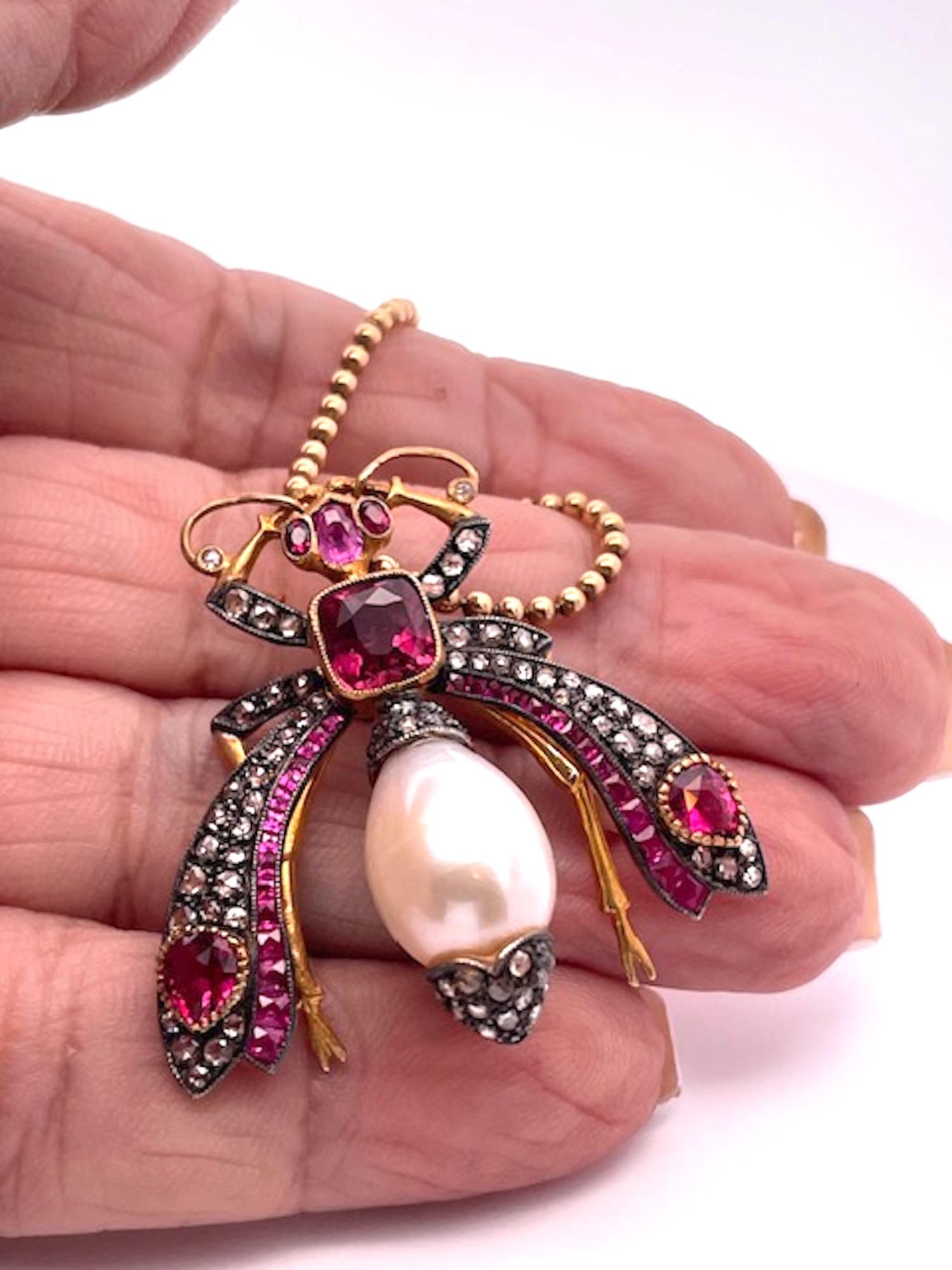 Antiguo Colgante Broche Insecto Rubí Perla Diamante 18 Quilates en venta 7