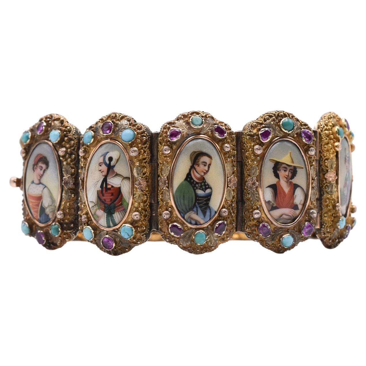 Antikes Armband aus 18 Karat Gelbgold mit Rubin, Türkis und Porzellan im Angebot